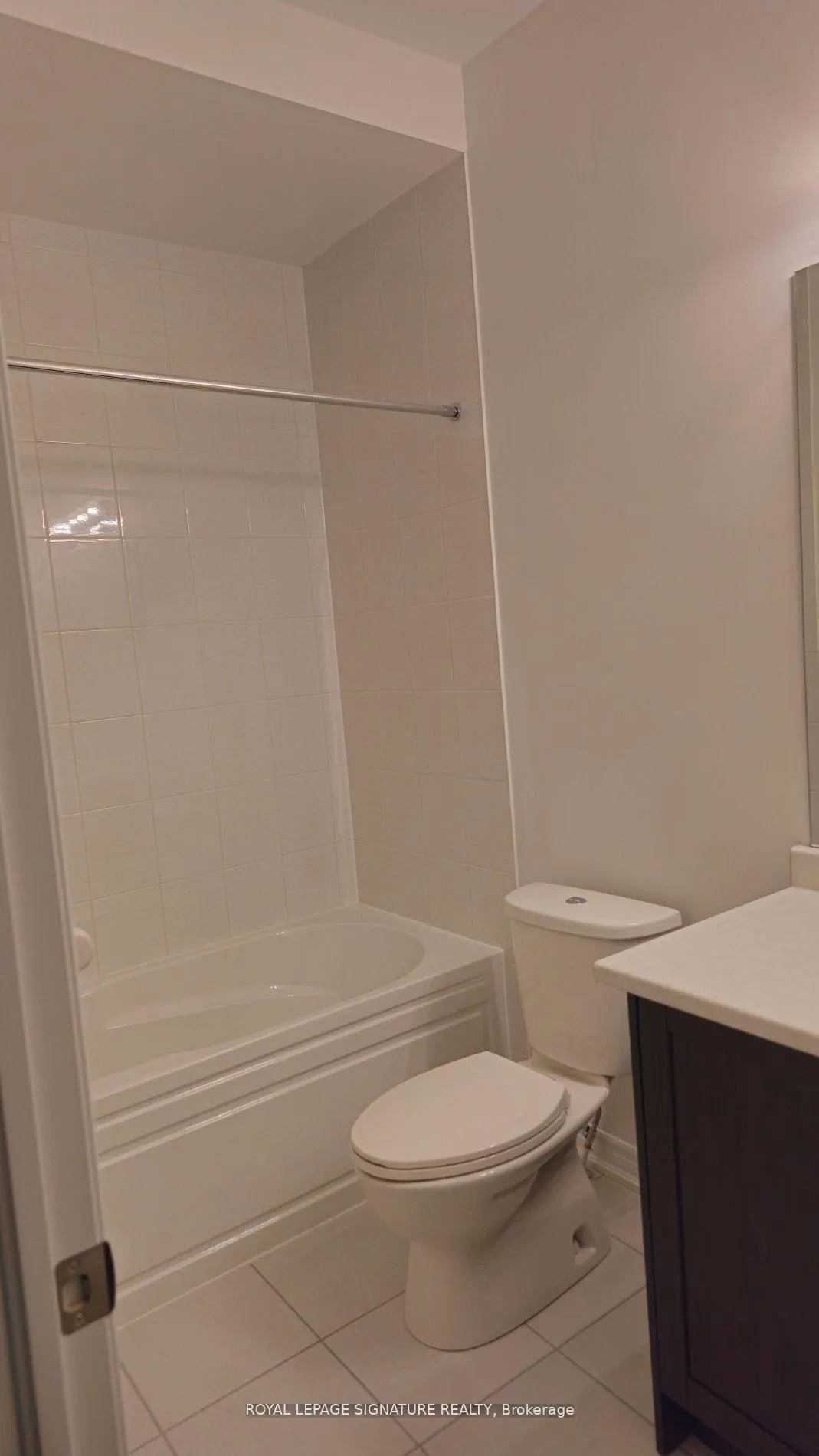 Photo 9 of Unit Upper, 72 Singhampton Road, Vaughan, Kleinburg — HOMEH