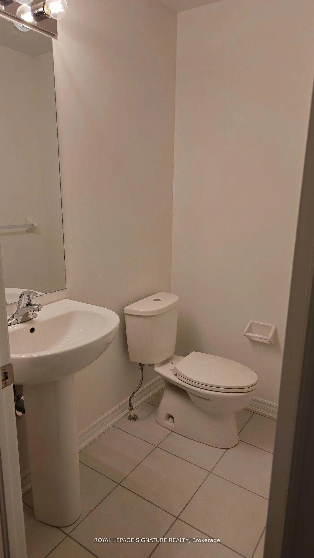 Photo 16 of Unit Upper, 72 Singhampton Road, Vaughan, Kleinburg — HOMEH