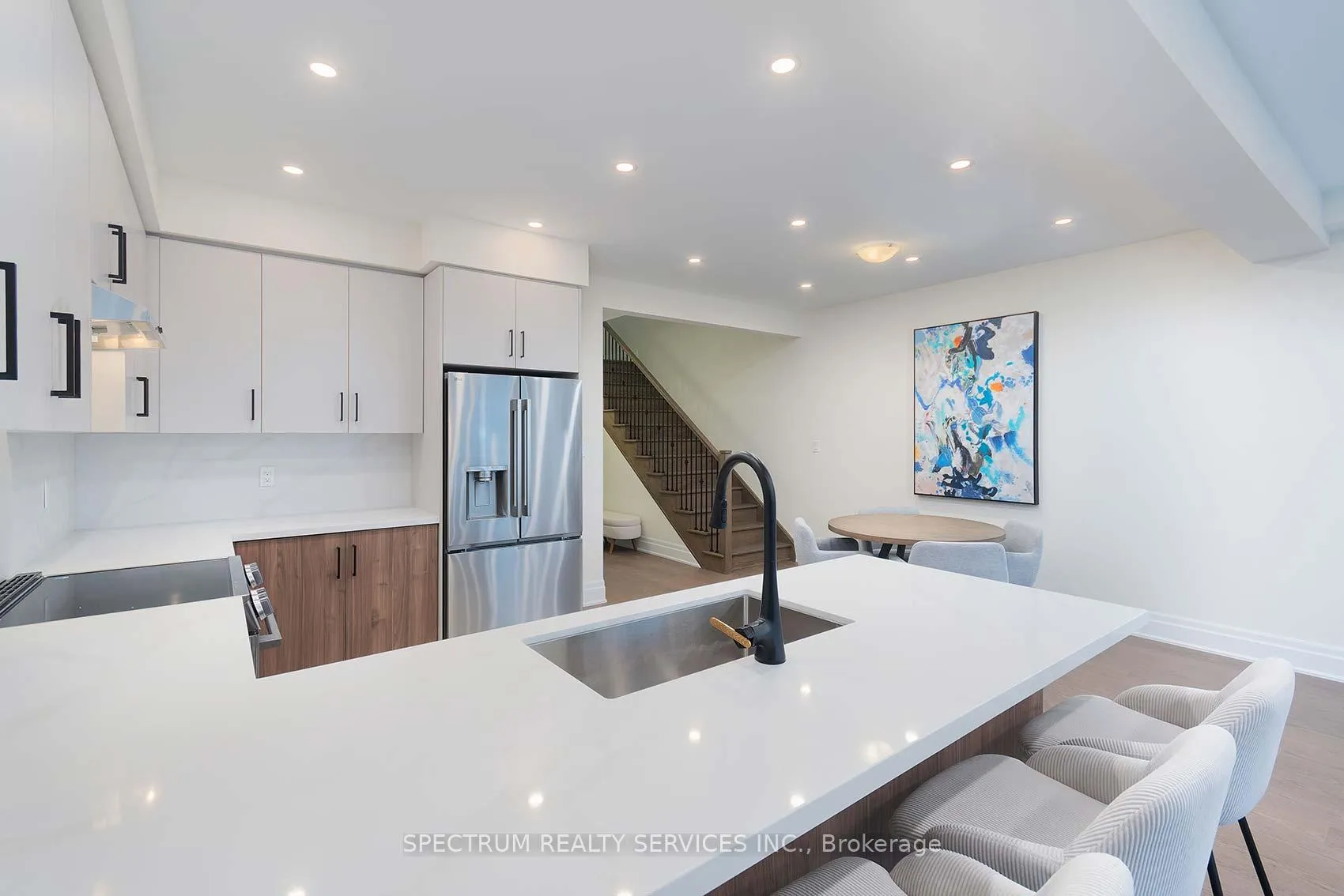 Photo 15 of 203 Grand Trunk Avenue, Vaughan, Patterson — HOMEH
