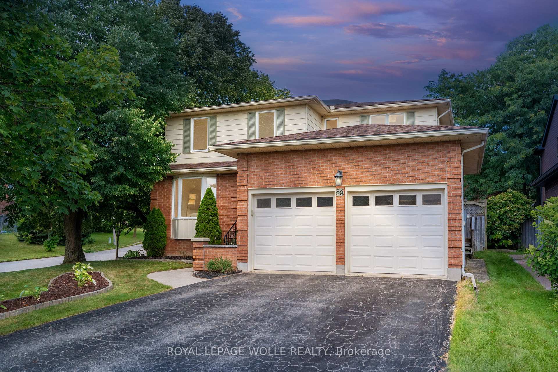 Photo 1 of 89 Valley Ridge Crescent, Waterloo — HOMEH