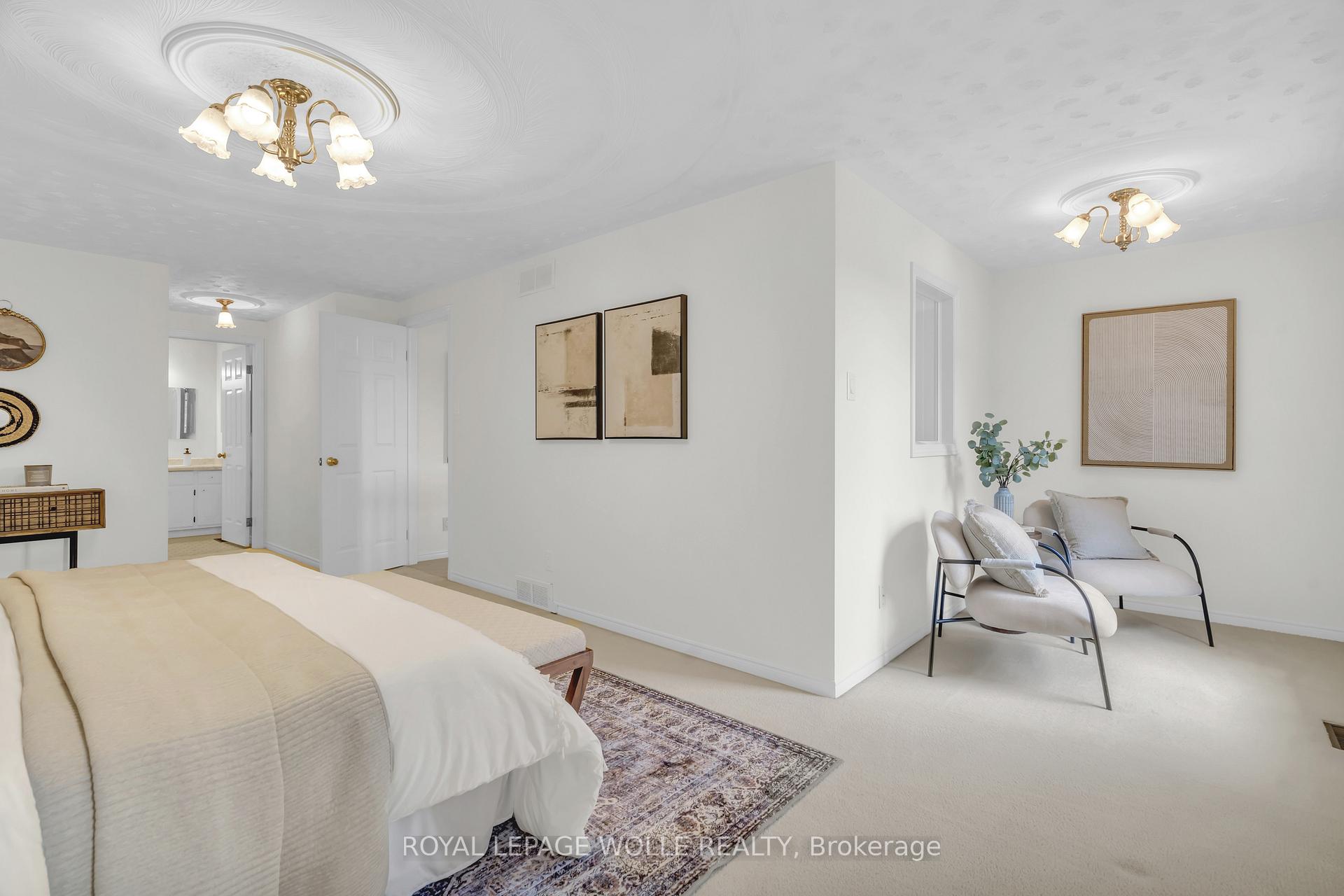 Photo 21 of 89 Valley Ridge Crescent, Waterloo — HOMEH