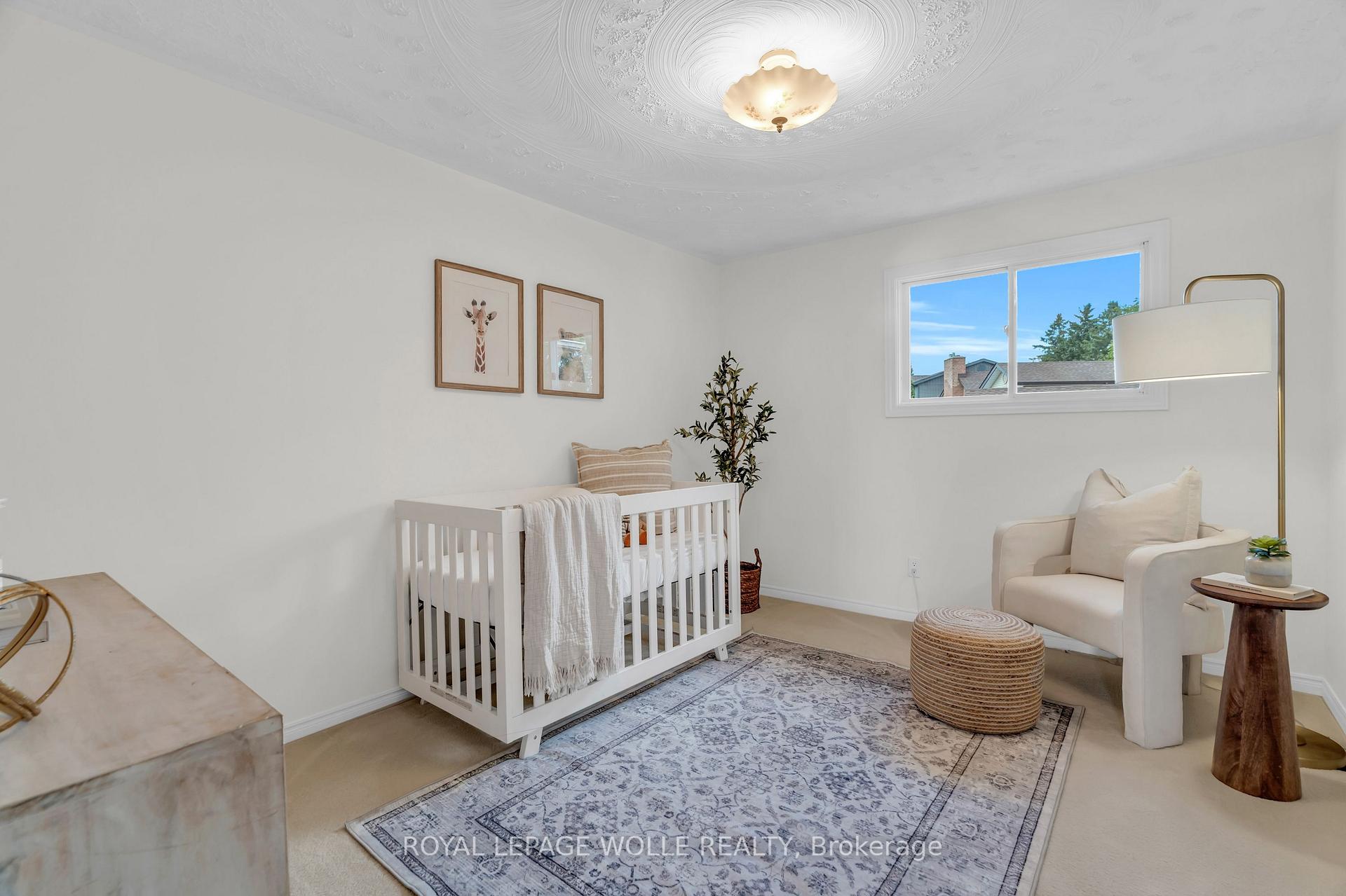 Photo 23 of 89 Valley Ridge Crescent, Waterloo — HOMEH