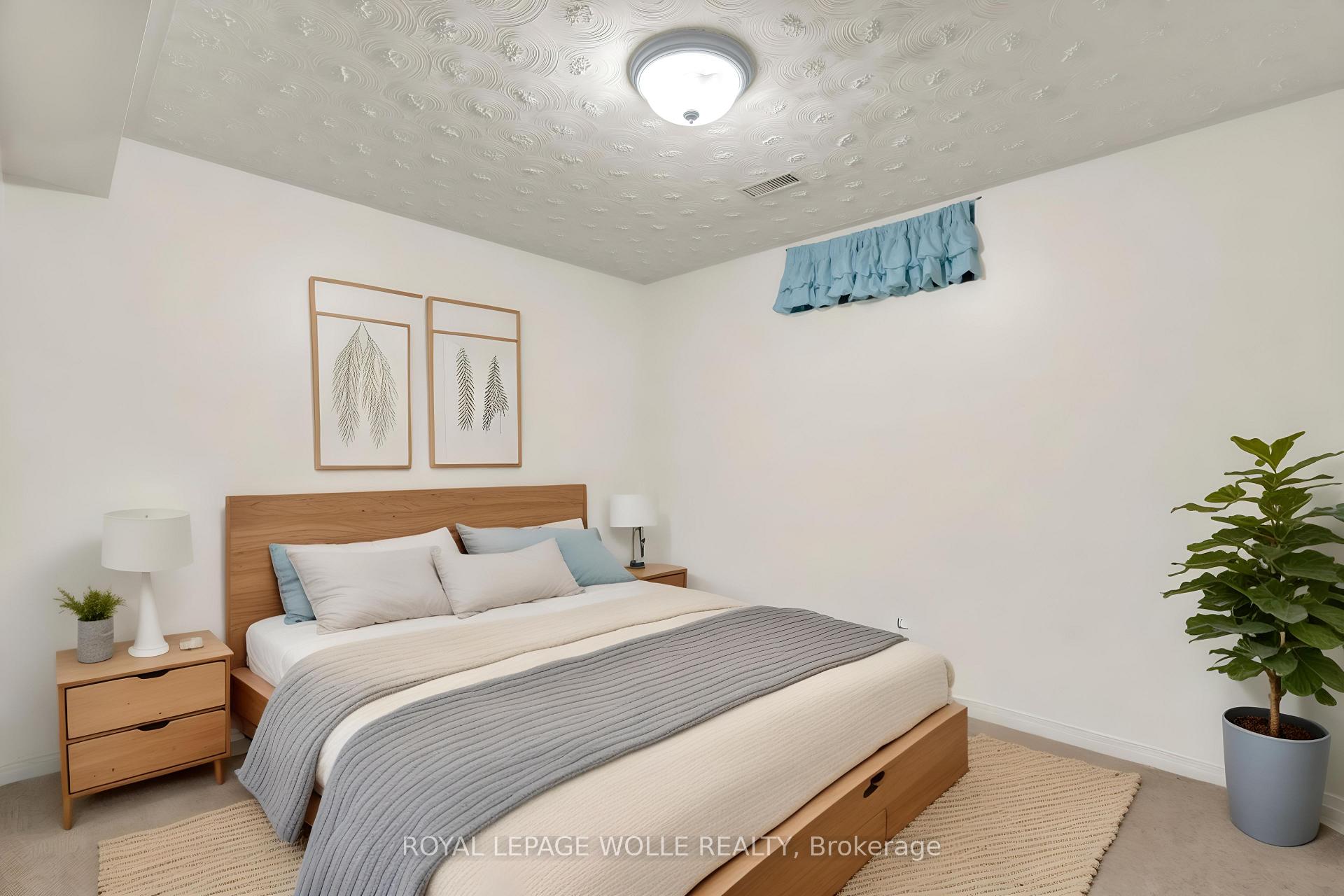 Photo 32 of 89 Valley Ridge Crescent, Waterloo — HOMEH