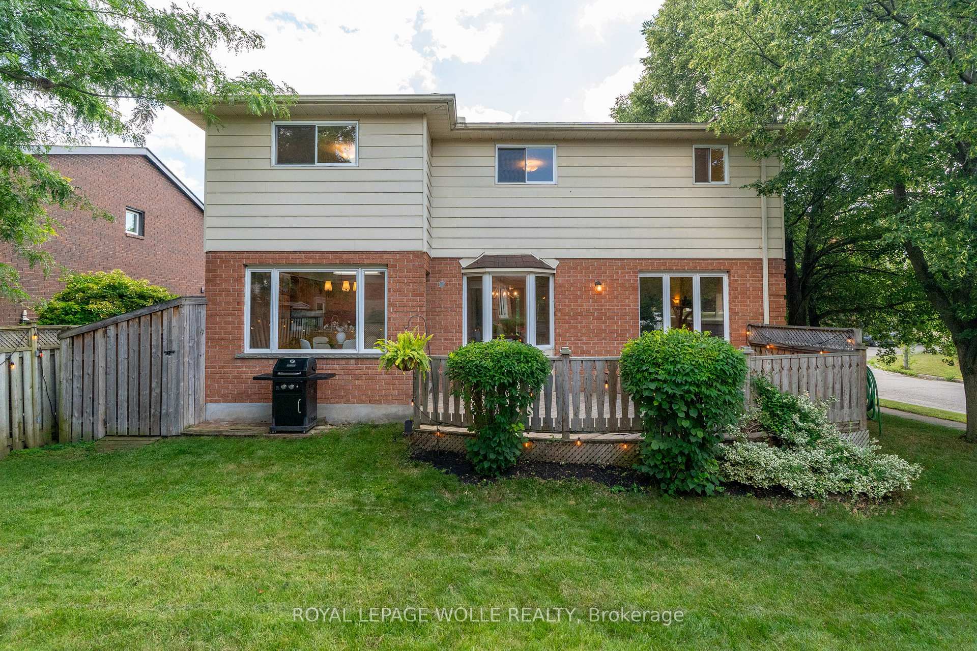 Photo 36 of 89 Valley Ridge Crescent, Waterloo — HOMEH