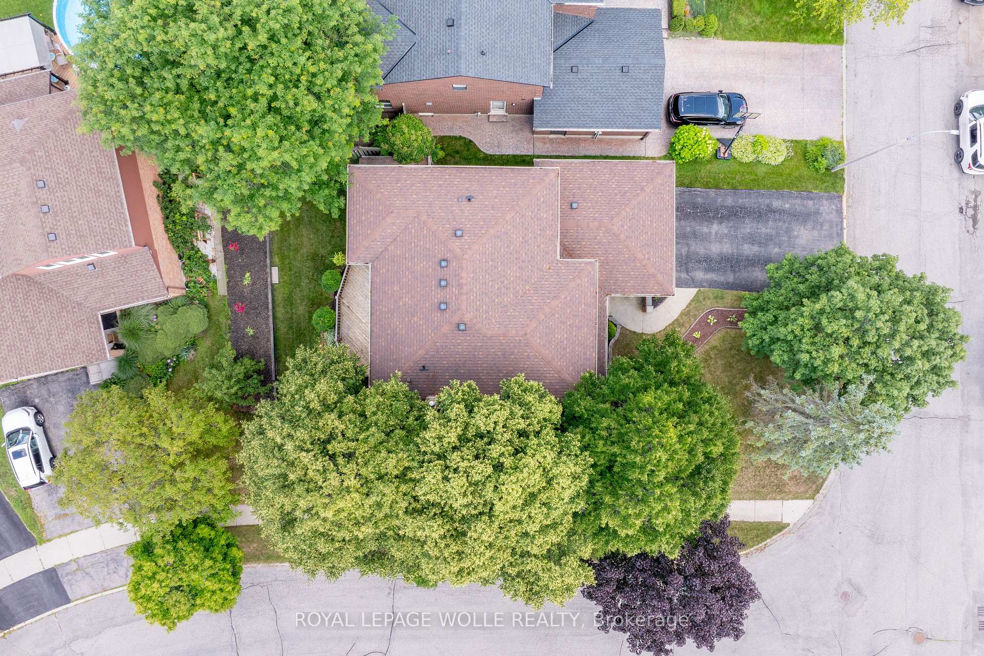 Photo 42 of 89 Valley Ridge Crescent, Waterloo — HOMEH