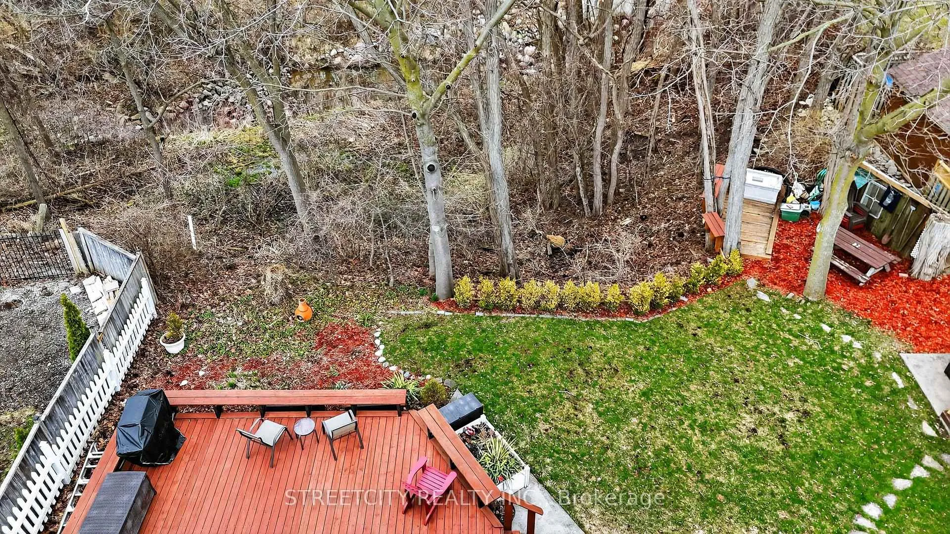 Photo 5 of 6 Montgomery Road, St. Thomas — HOMEH