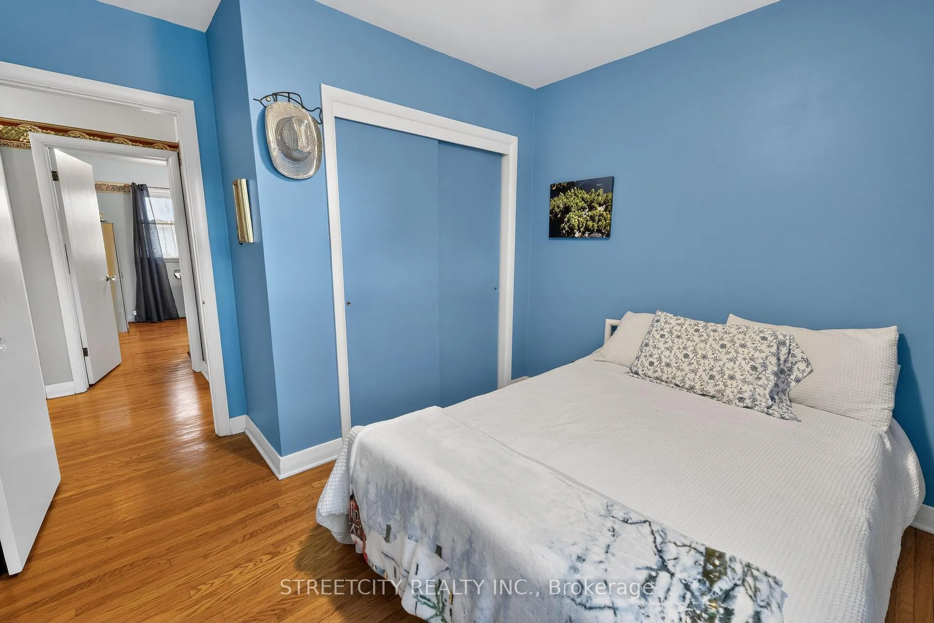 Photo 21 of 6 Montgomery Road, St. Thomas — HOMEH