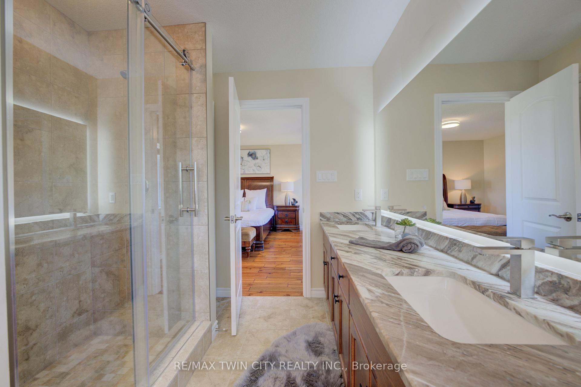 Photo 27 of 304 Westpark Crescent, Waterloo — HOMEH
