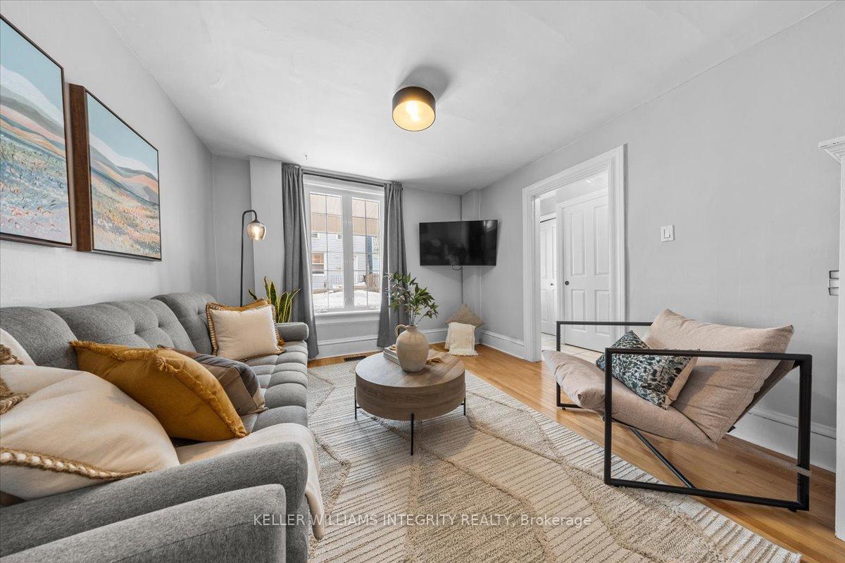 Photo 9 of 111 Carruthers Avenue, Ottawa, Mechanicsville — HOMEH