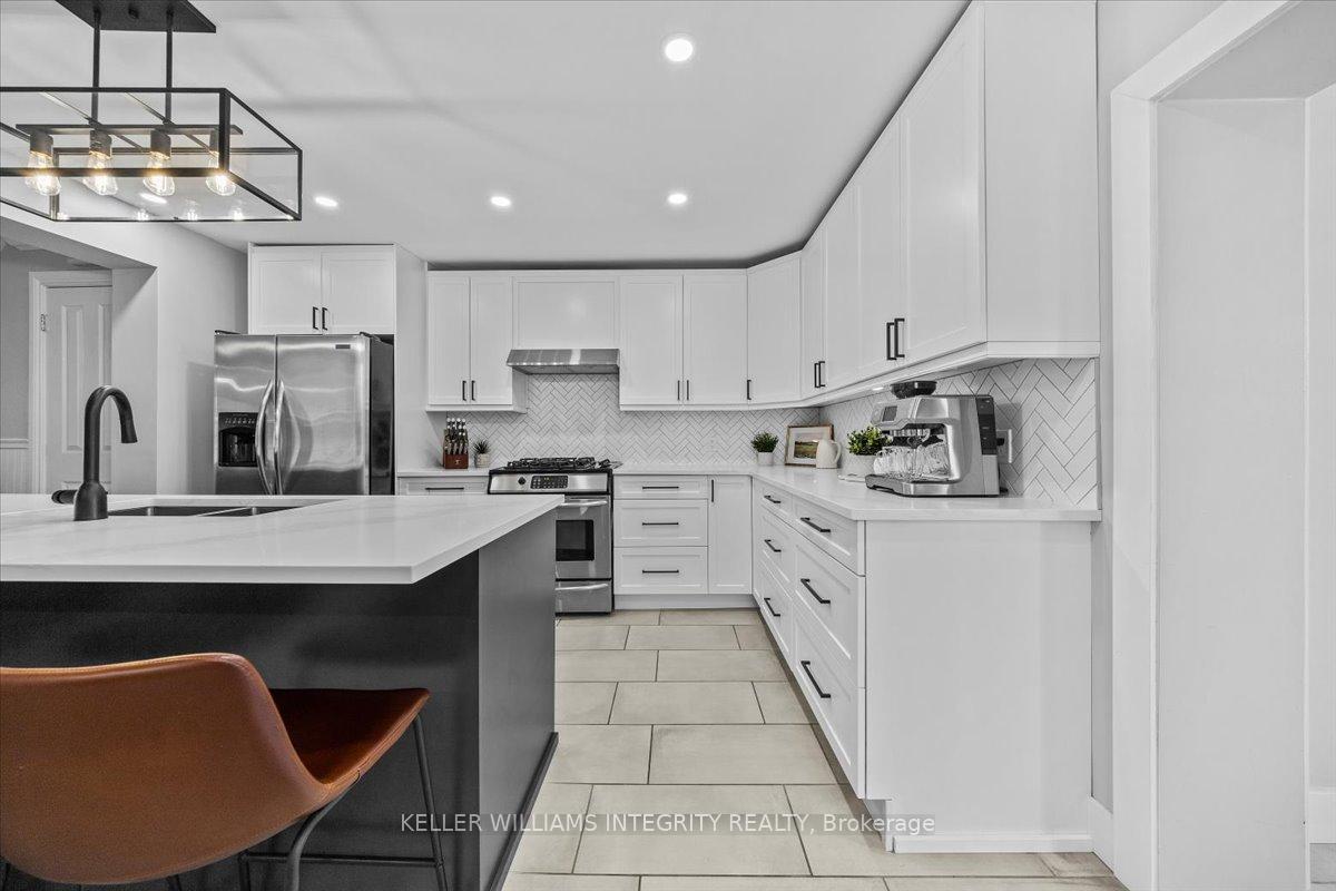 Photo 22 of 111 Carruthers Avenue, Ottawa, Mechanicsville — HOMEH
