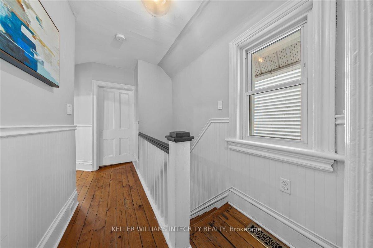 Photo 29 of 111 Carruthers Avenue, Ottawa, Mechanicsville — HOMEH