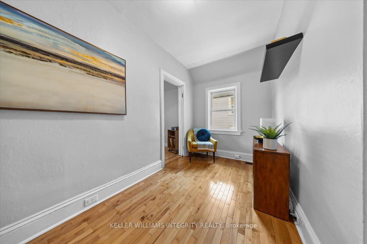 Photo 39 of 111 Carruthers Avenue, Ottawa, Mechanicsville — HOMEH