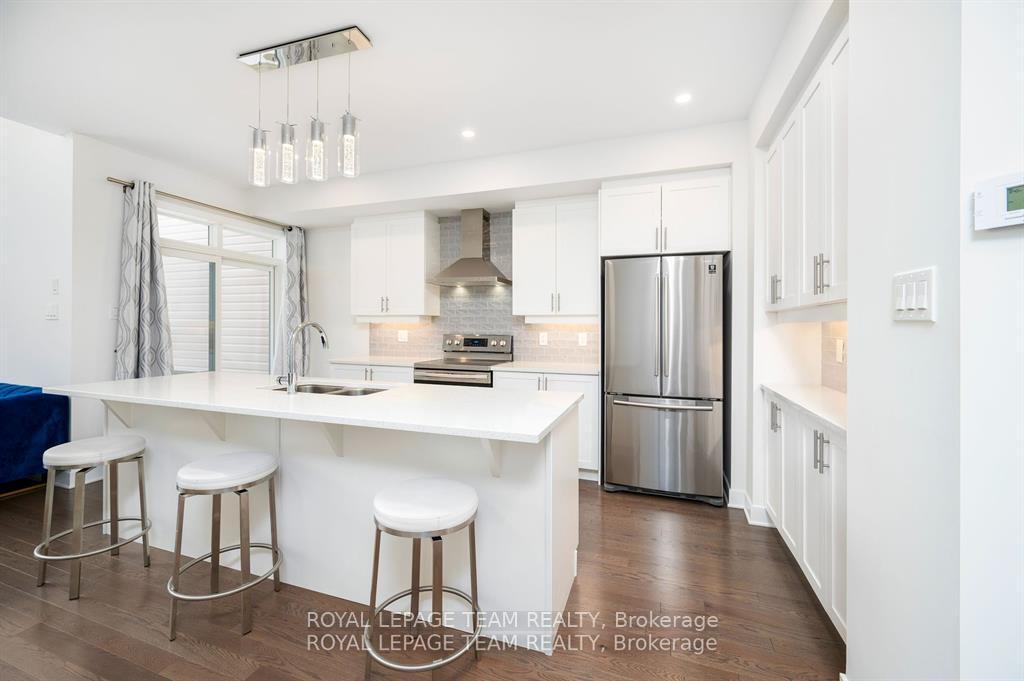 Photo 18 of 341 Big Dipper Street, Ottawa, Riverside South/Gloucester Glen — HOMEH