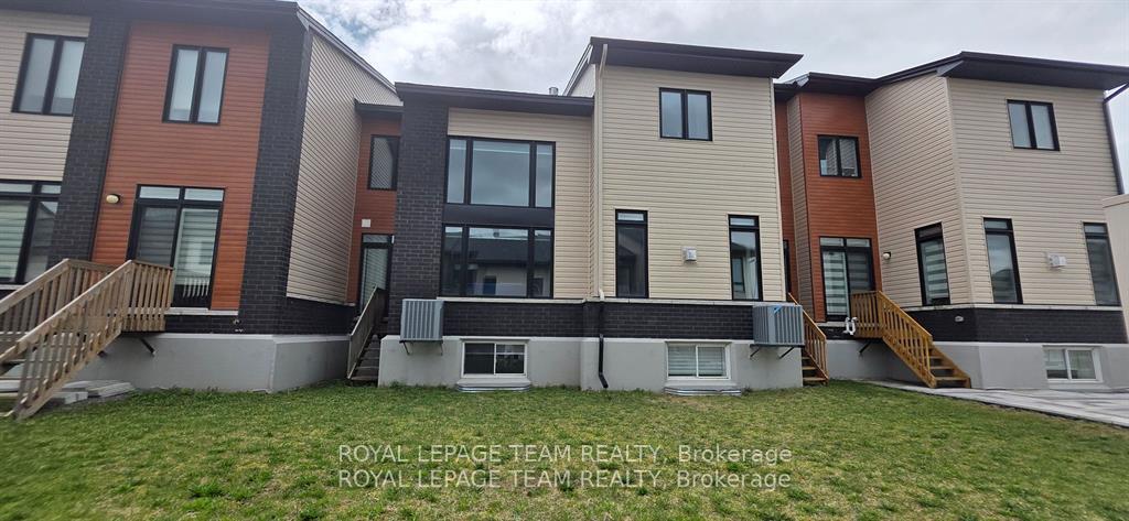 Photo 34 of 341 Big Dipper Street, Ottawa, Riverside South/Gloucester Glen — HOMEH