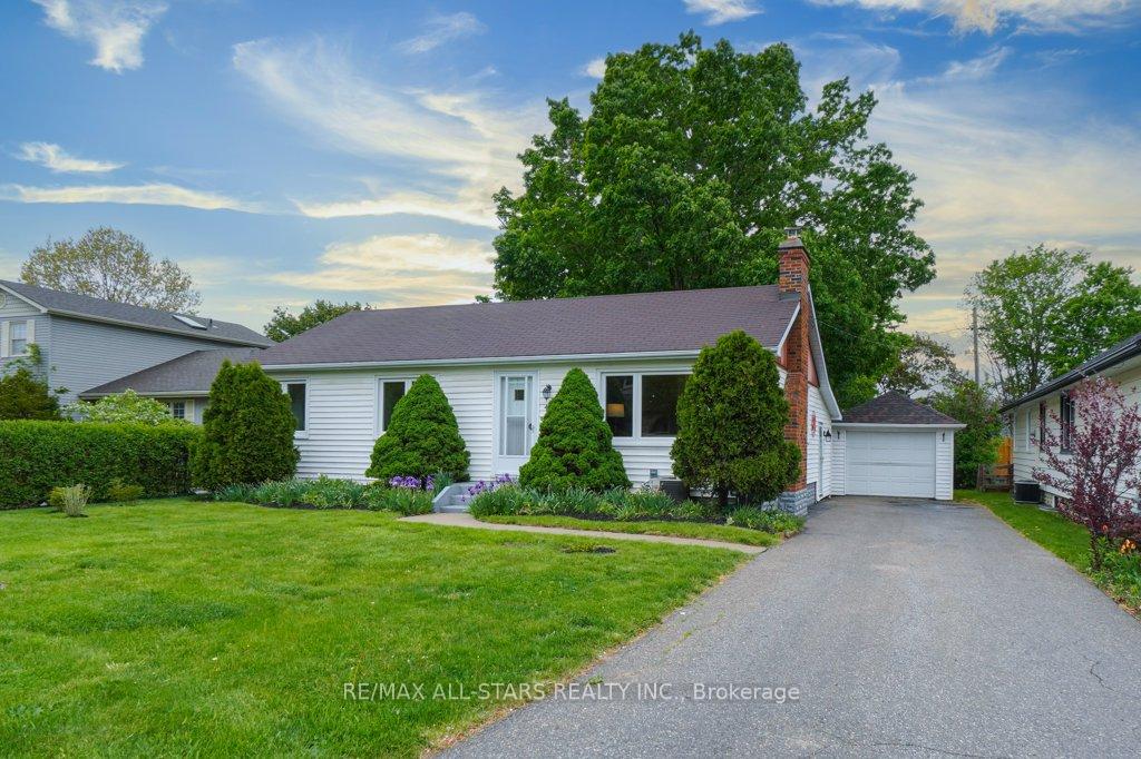 Photo 1 of 45 Reach Street, Uxbridge — HOMEH