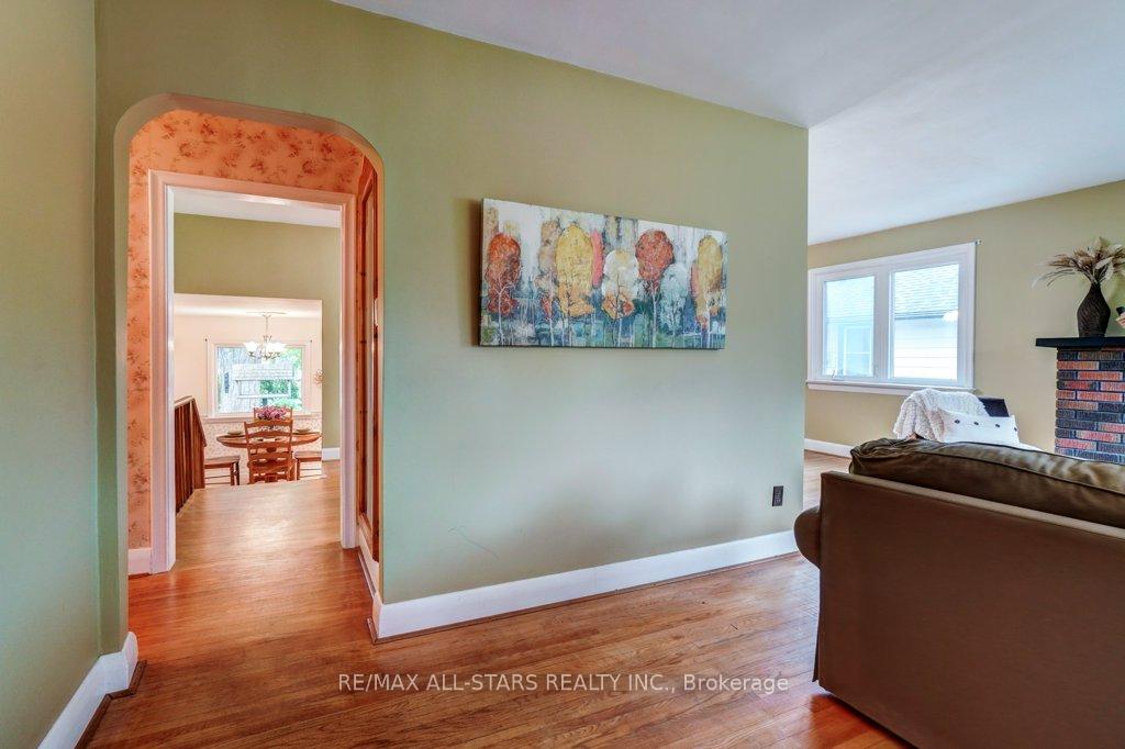 Photo 7 of 45 Reach Street, Uxbridge — HOMEH