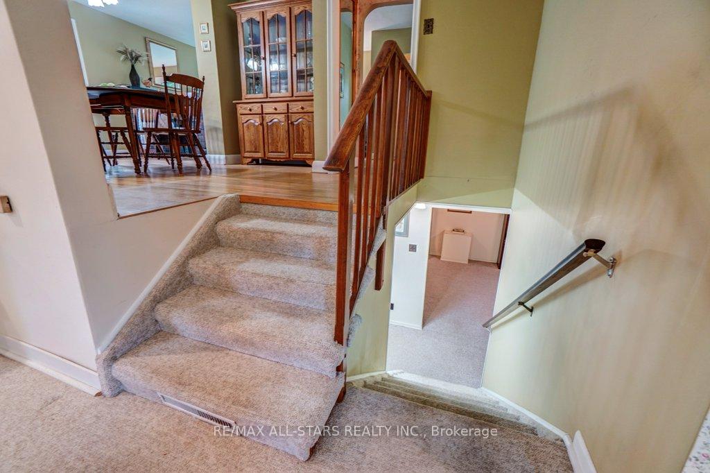 Photo 11 of 45 Reach Street, Uxbridge — HOMEH