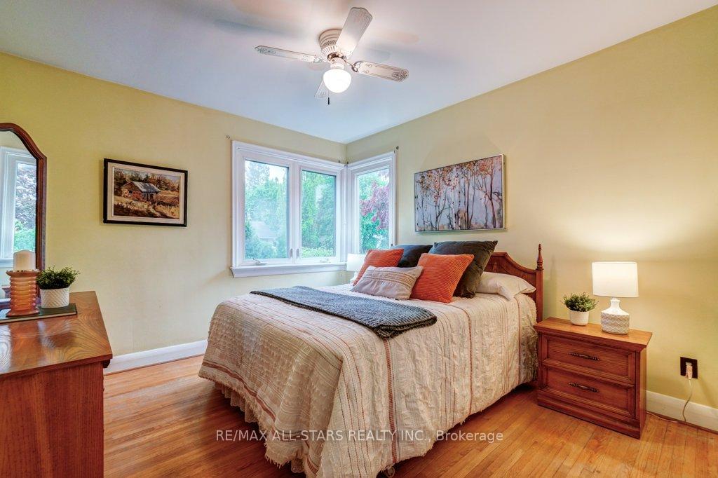 Photo 25 of 45 Reach Street, Uxbridge — HOMEH