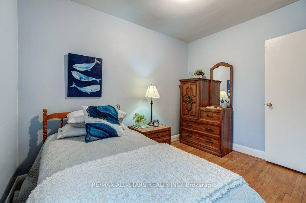 Photo 32 of 45 Reach Street, Uxbridge — HOMEH