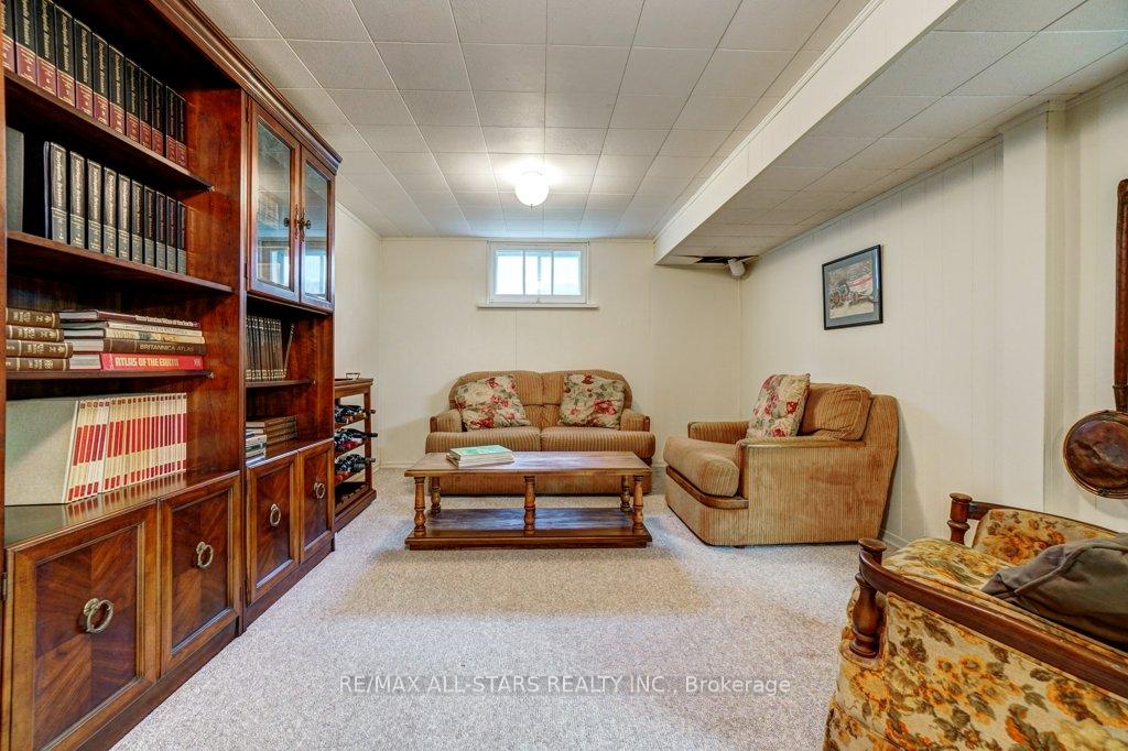 Photo 34 of 45 Reach Street, Uxbridge — HOMEH
