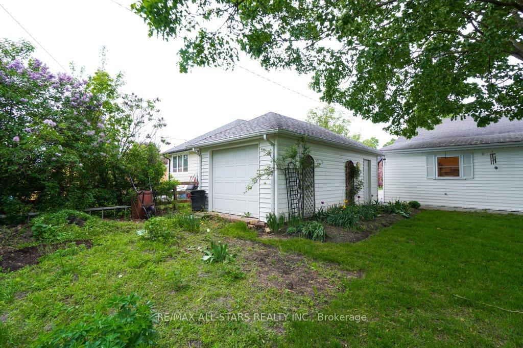 Photo 50 of 45 Reach Street, Uxbridge — HOMEH