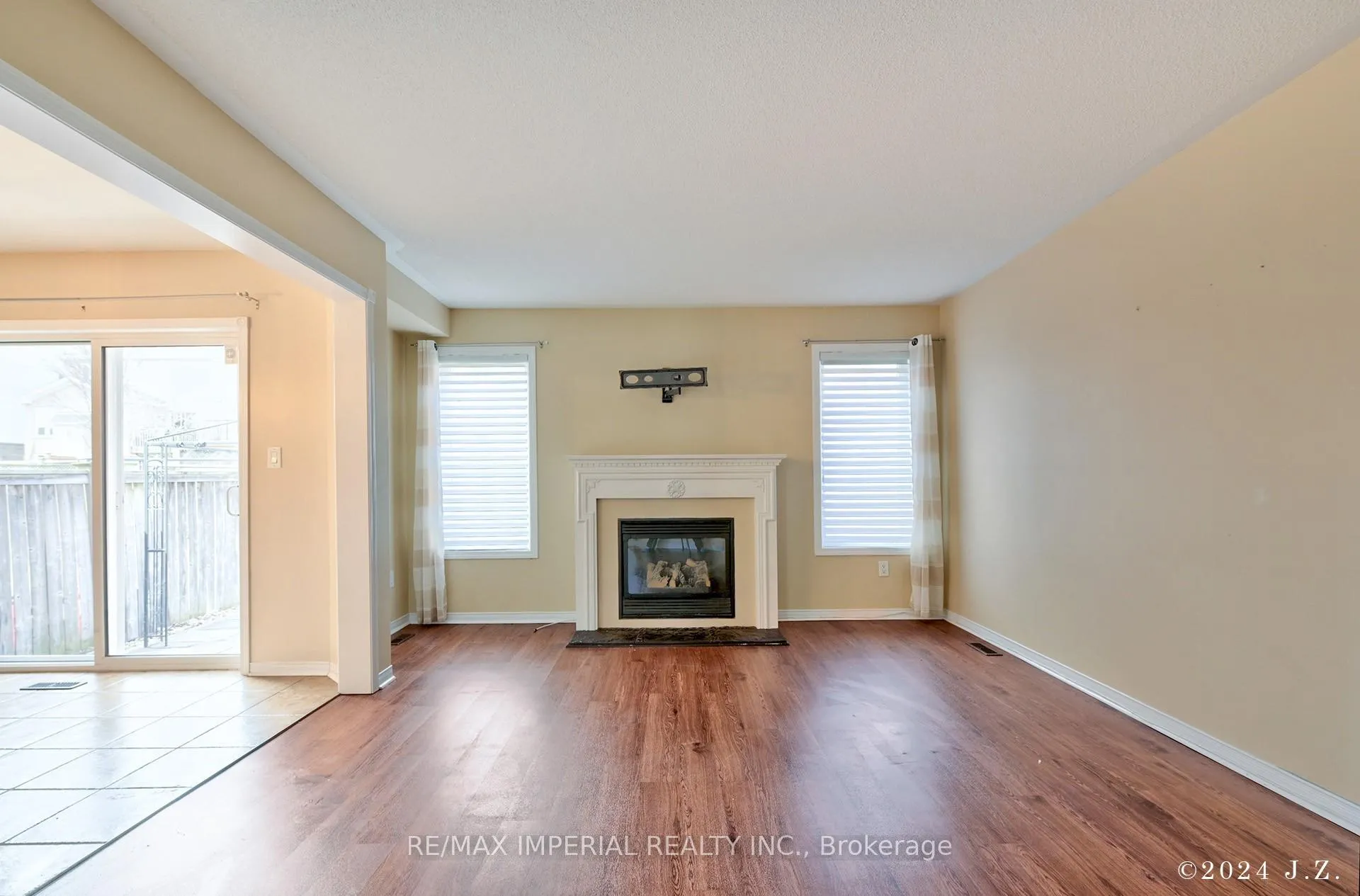 Photo 6 of 1188 Stire Street, Oshawa, Pinecrest — HOMEH