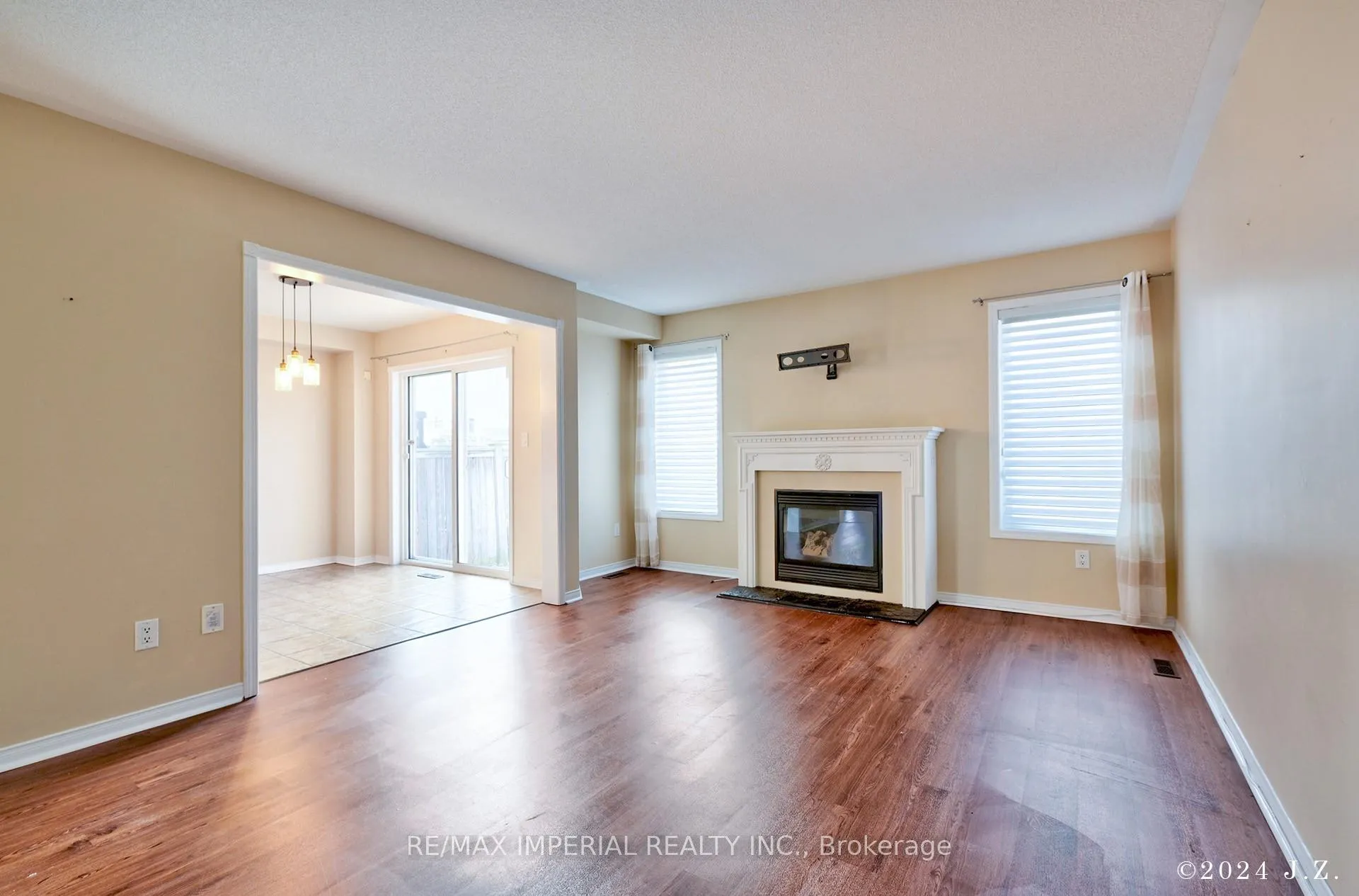 Photo 7 of 1188 Stire Street, Oshawa, Pinecrest — HOMEH
