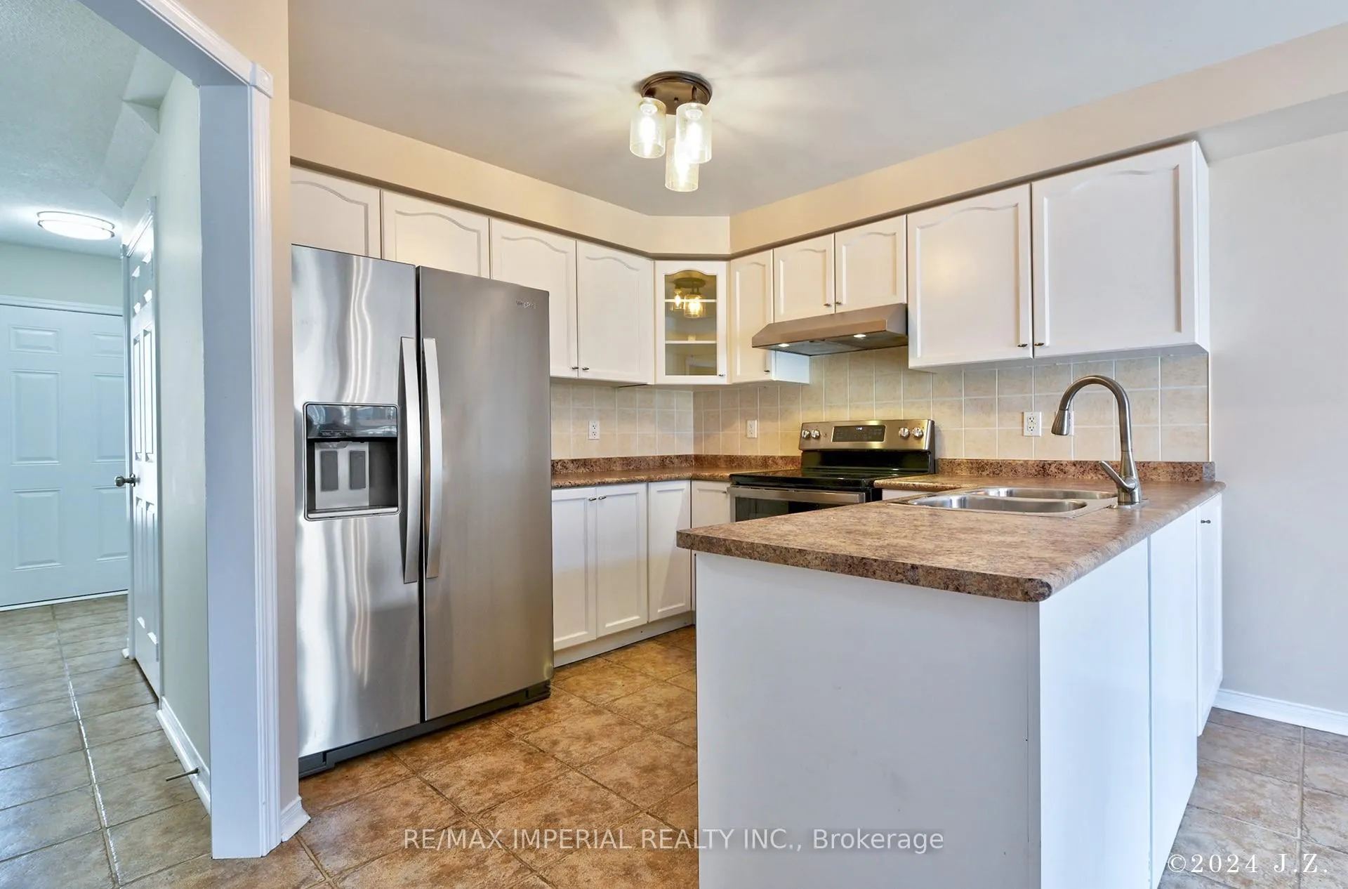 Photo 11 of 1188 Stire Street, Oshawa, Pinecrest — HOMEH