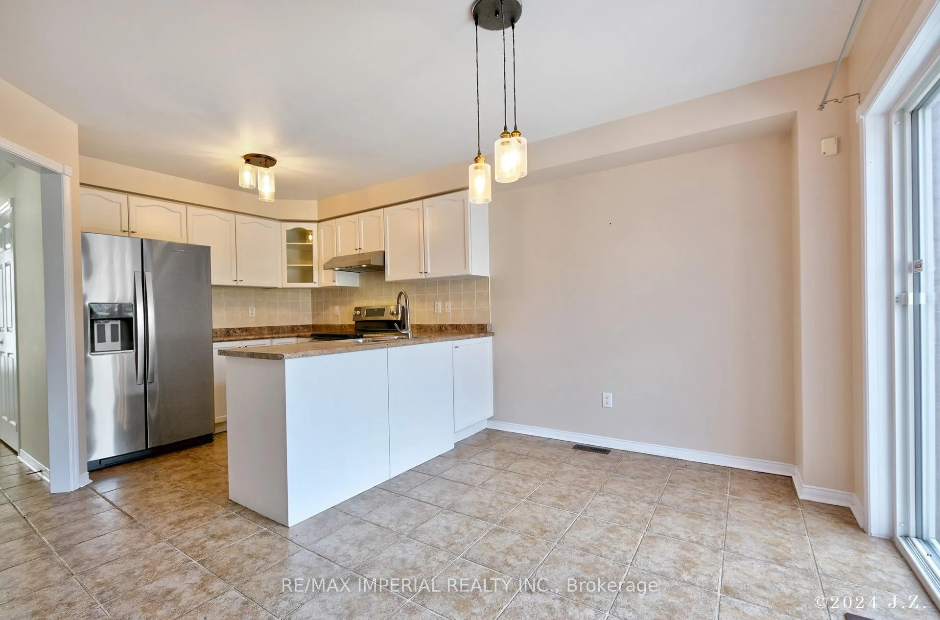 Photo 12 of 1188 Stire Street, Oshawa, Pinecrest — HOMEH