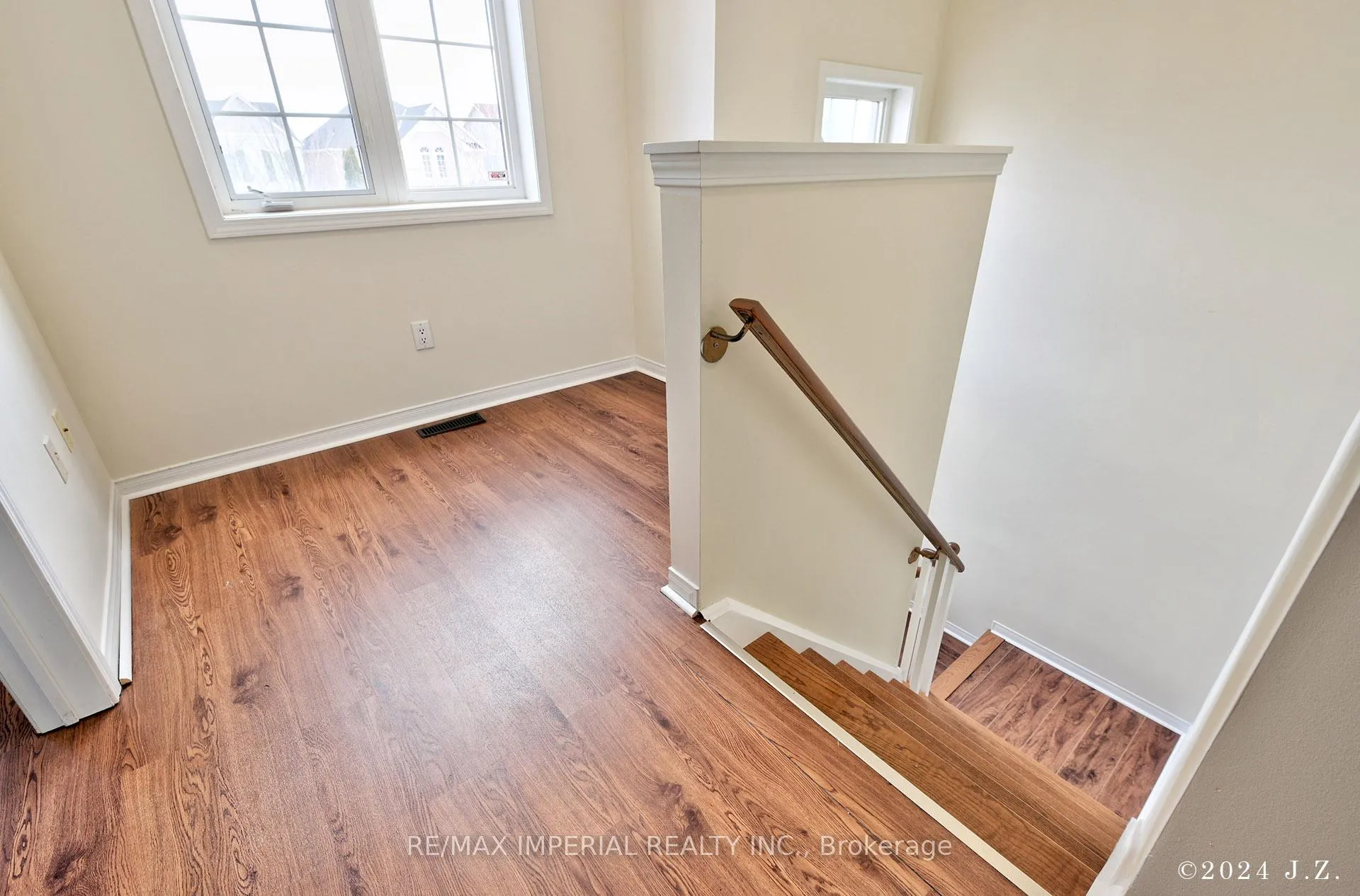 Photo 15 of 1188 Stire Street, Oshawa, Pinecrest — HOMEH