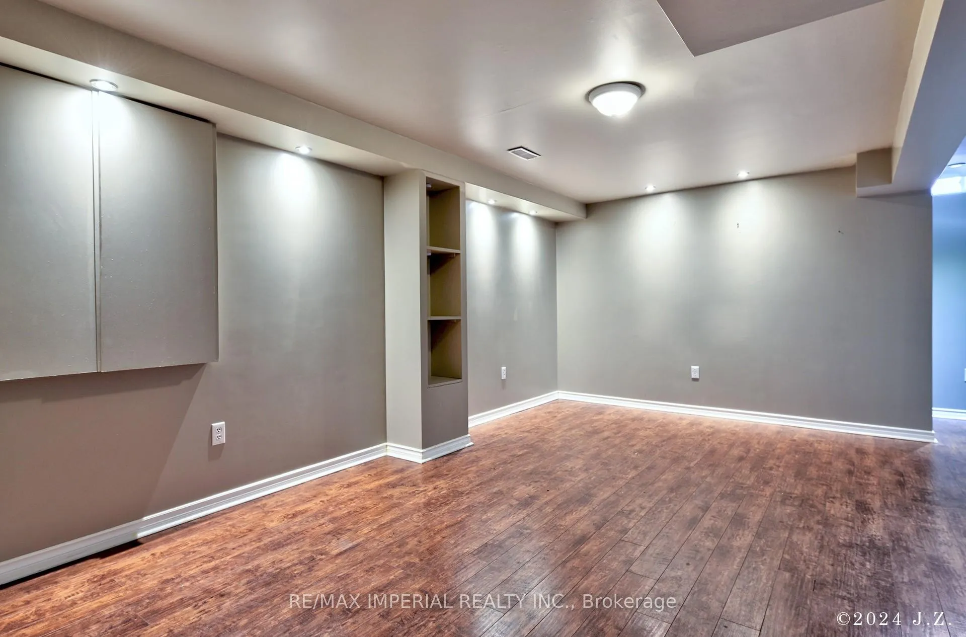 Photo 24 of 1188 Stire Street, Oshawa, Pinecrest — HOMEH