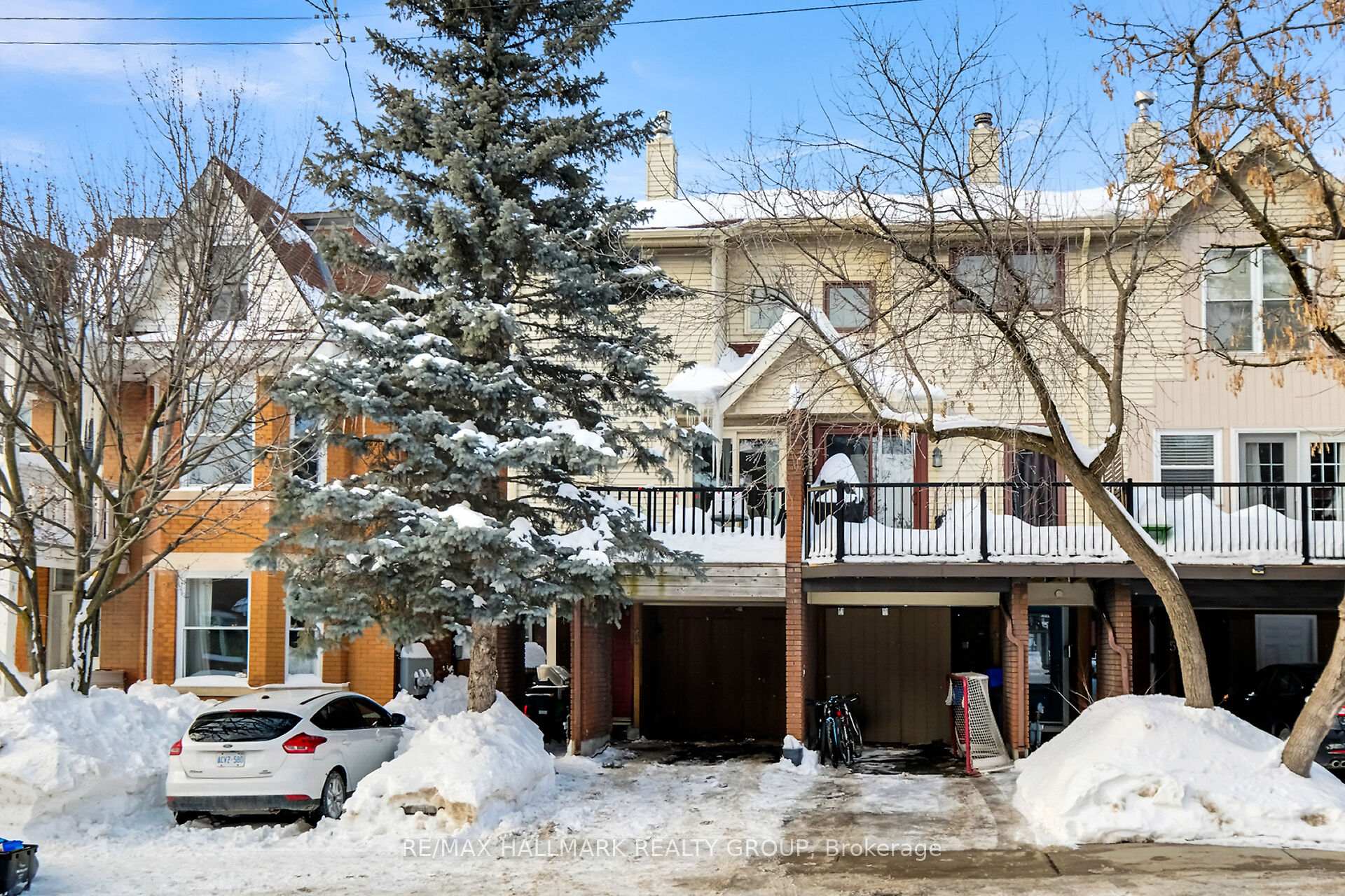 Photo 2 of 49 Spruce Street, Ottawa, West Centre Town — HOMEH