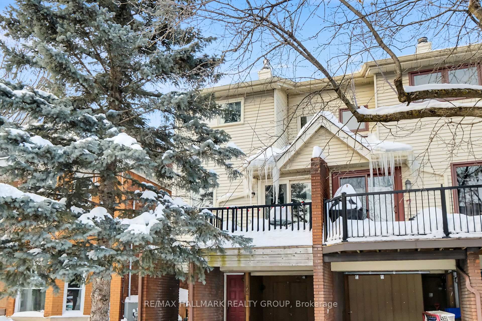 Photo 4 of 49 Spruce Street, Ottawa, West Centre Town — HOMEH