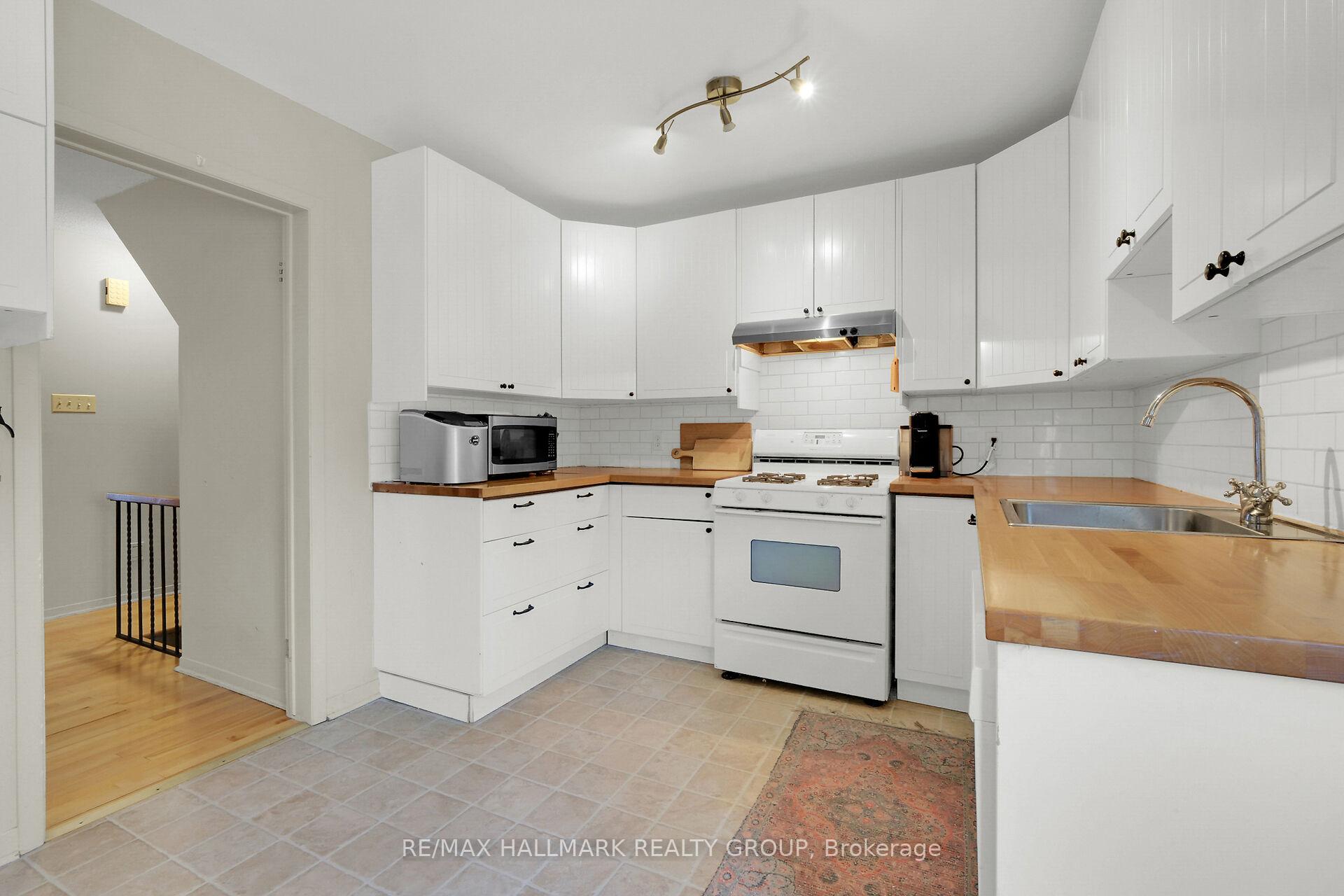 Photo 16 of 49 Spruce Street, Ottawa, West Centre Town — HOMEH