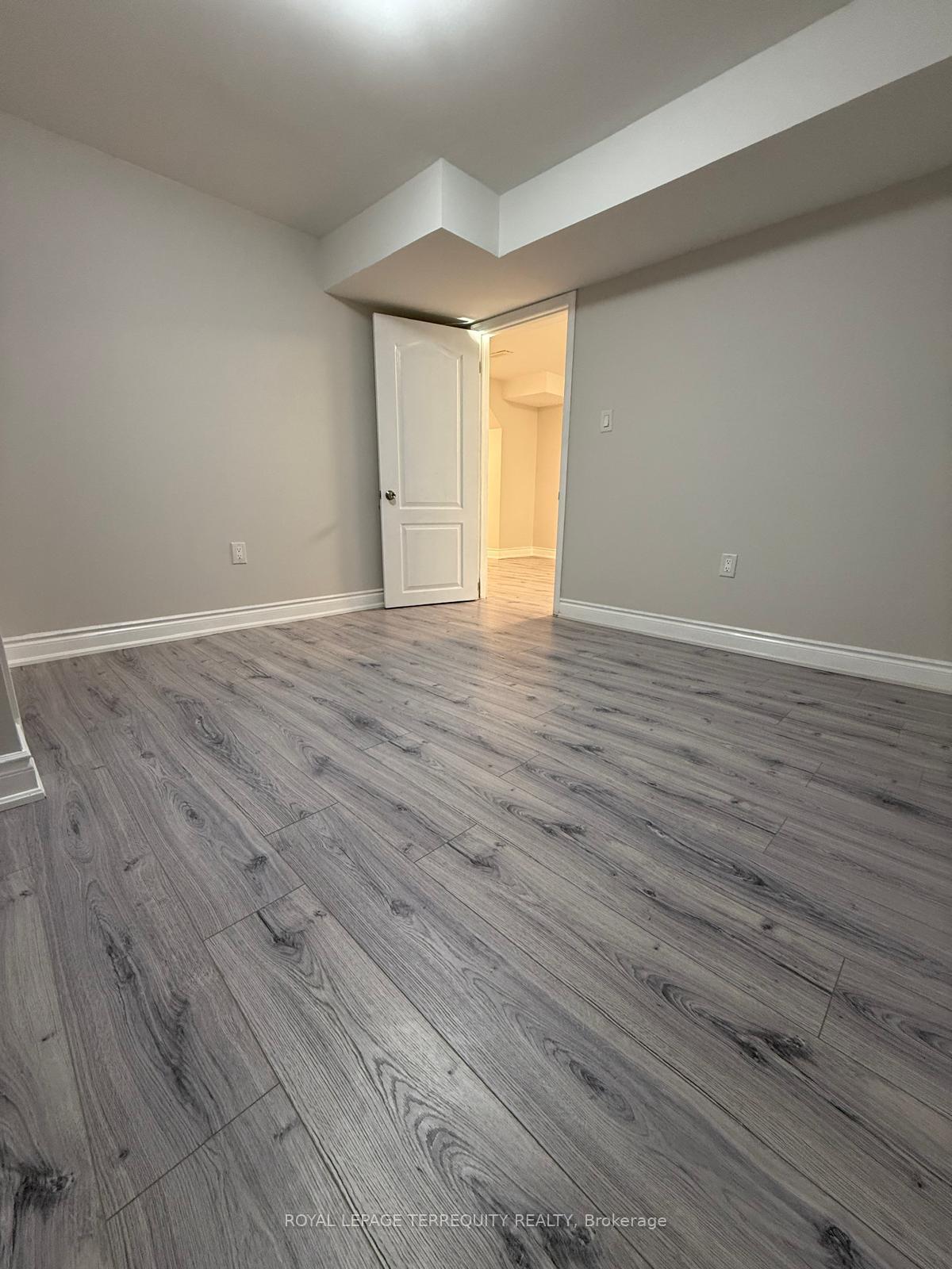 Photo 22 of Unit Lower, 15 Kaiser Drive, Vaughan, West Woodbridge — HOMEH