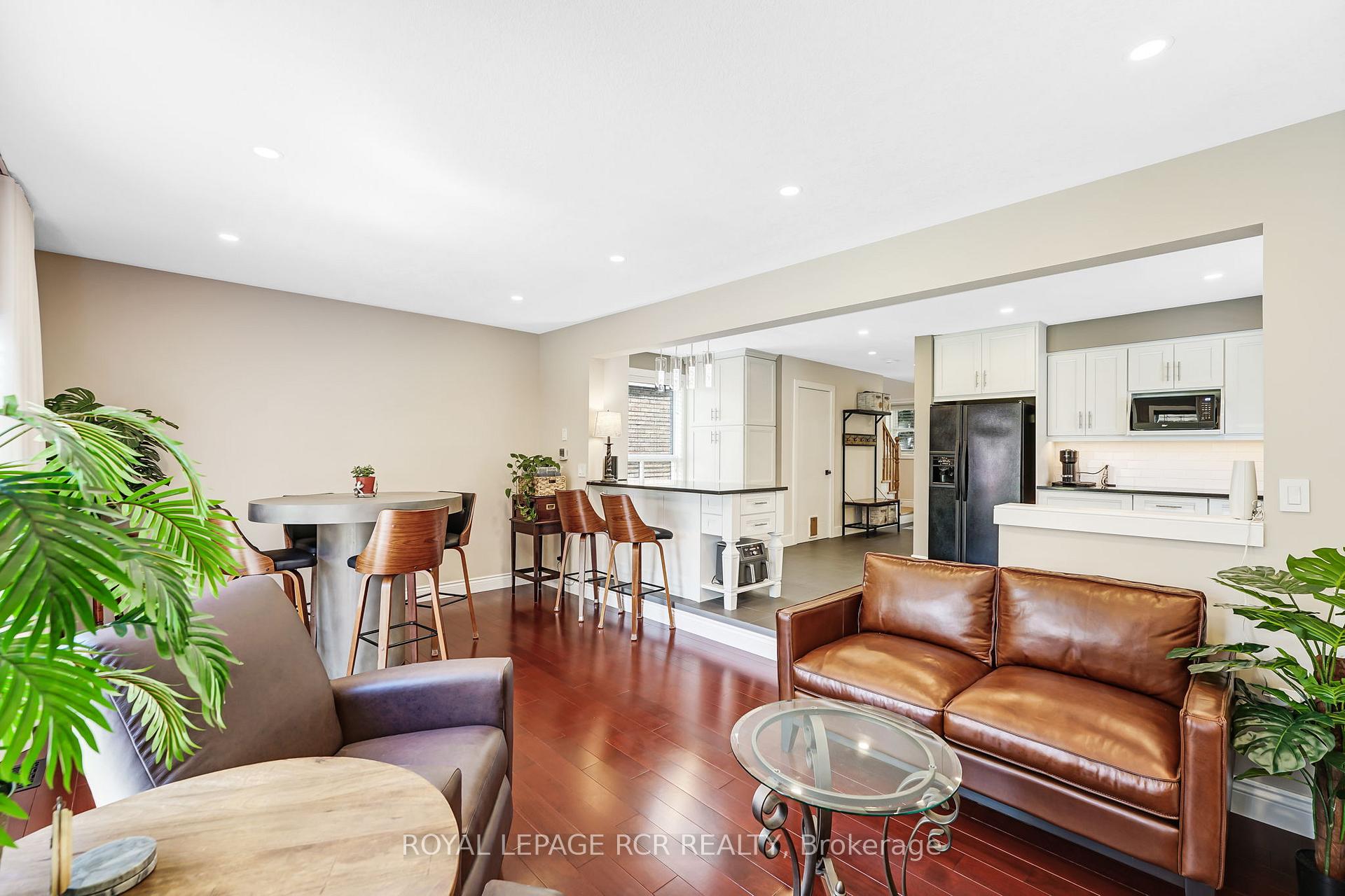Photo 7 of 477 Brigantine Drive, Waterloo — HOMEH