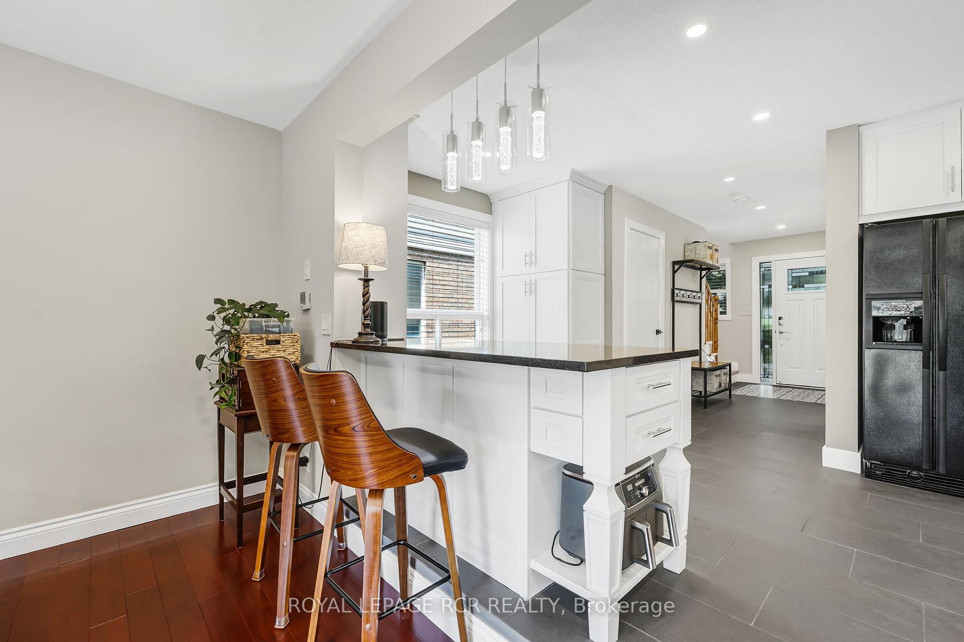 Photo 11 of 477 Brigantine Drive, Waterloo — HOMEH