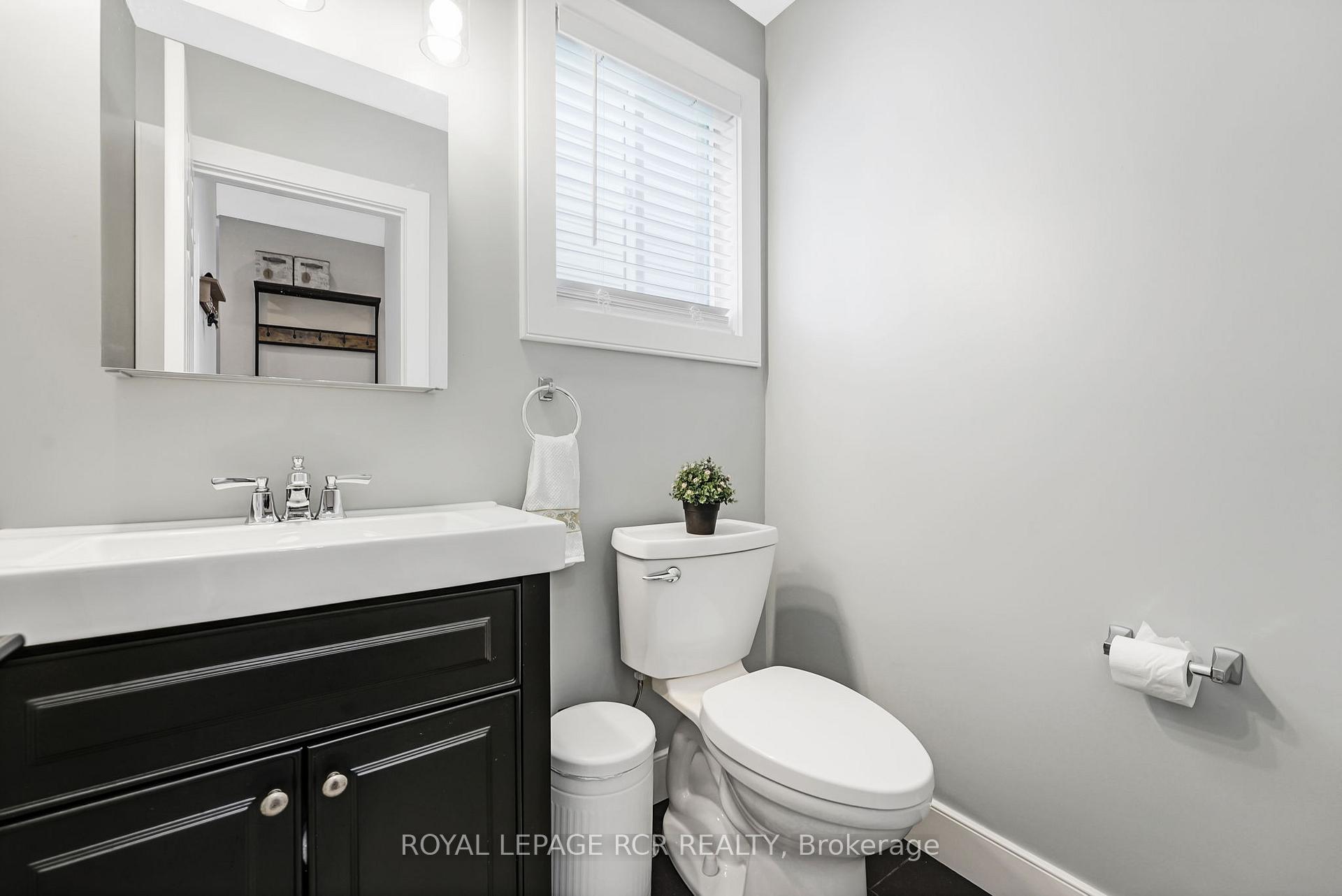 Photo 16 of 477 Brigantine Drive, Waterloo — HOMEH