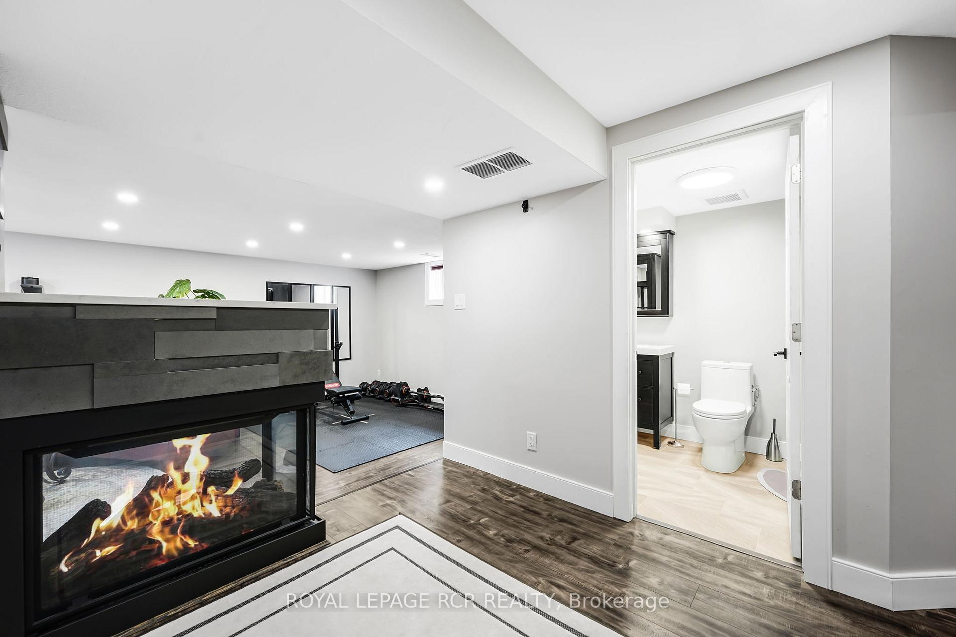 Photo 32 of 477 Brigantine Drive, Waterloo — HOMEH