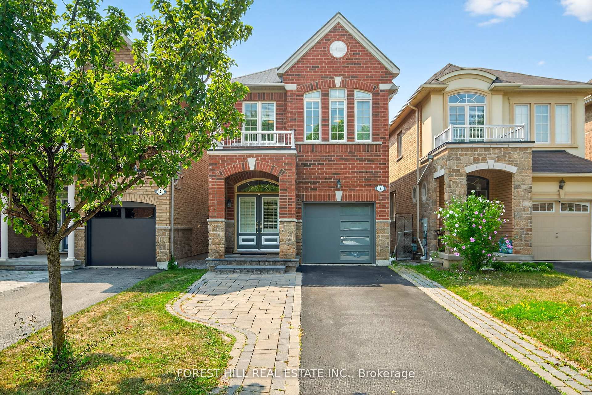 Photo 1 of 9 Robert Green Crescent, Vaughan, Patterson — HOMEH