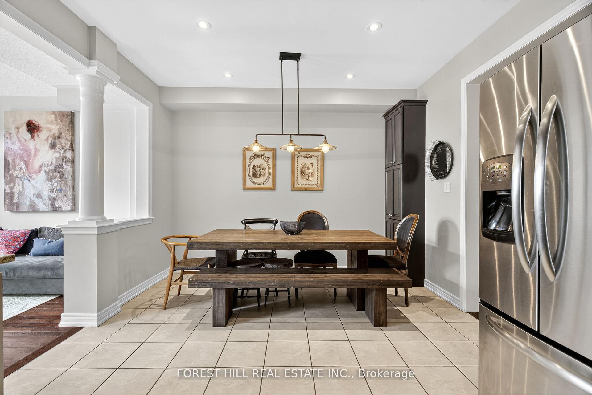 Photo 7 of 9 Robert Green Crescent, Vaughan, Patterson — HOMEH