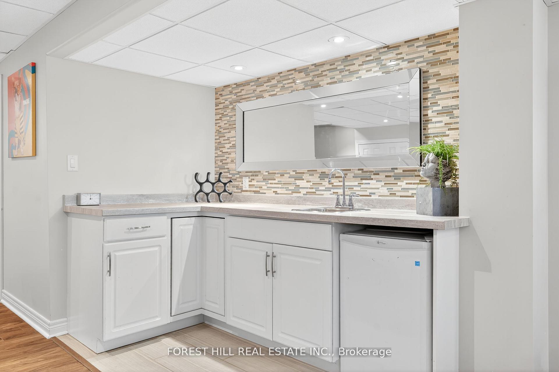 Photo 23 of 9 Robert Green Crescent, Vaughan, Patterson — HOMEH