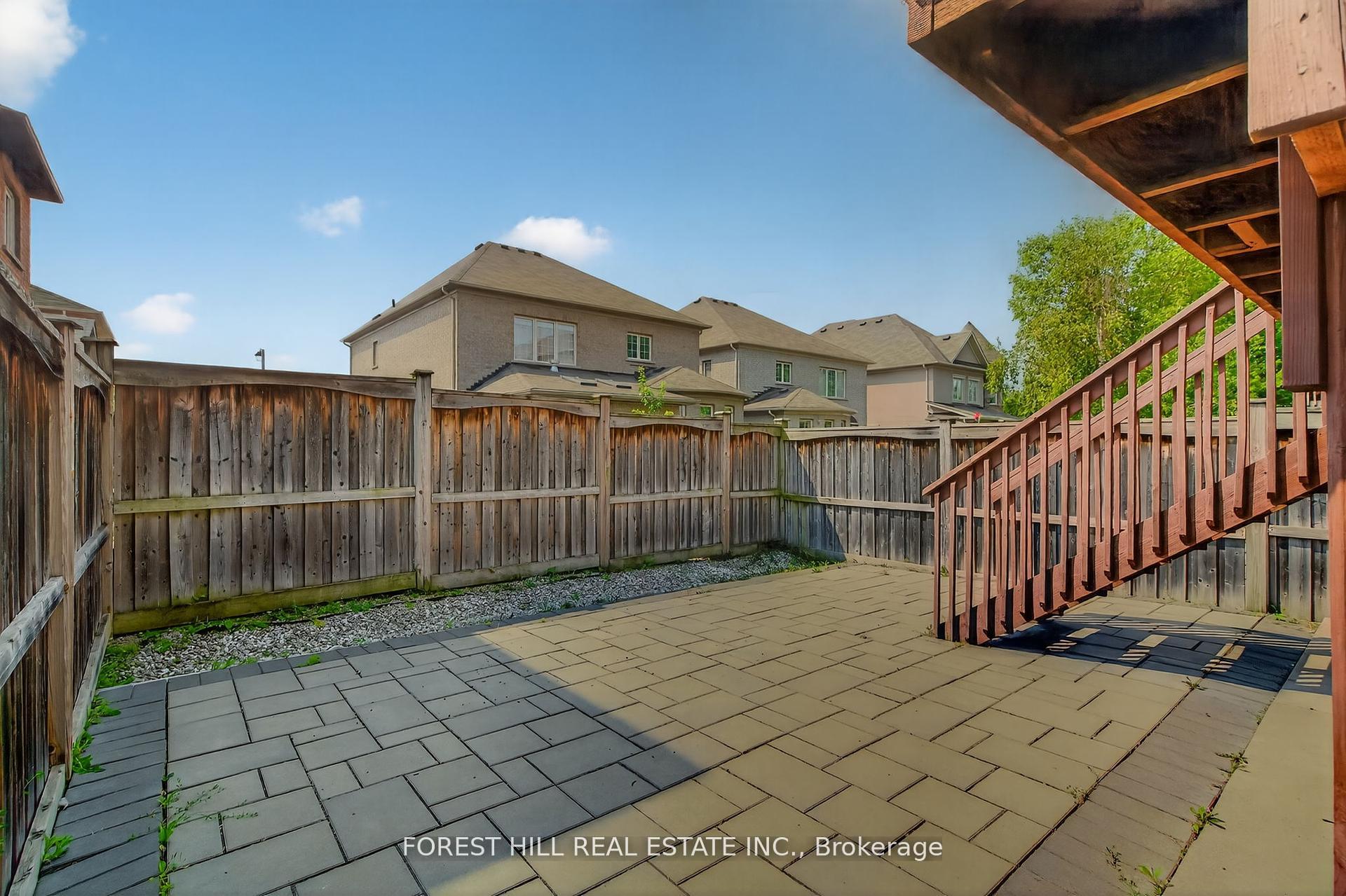Photo 27 of 9 Robert Green Crescent, Vaughan, Patterson — HOMEH