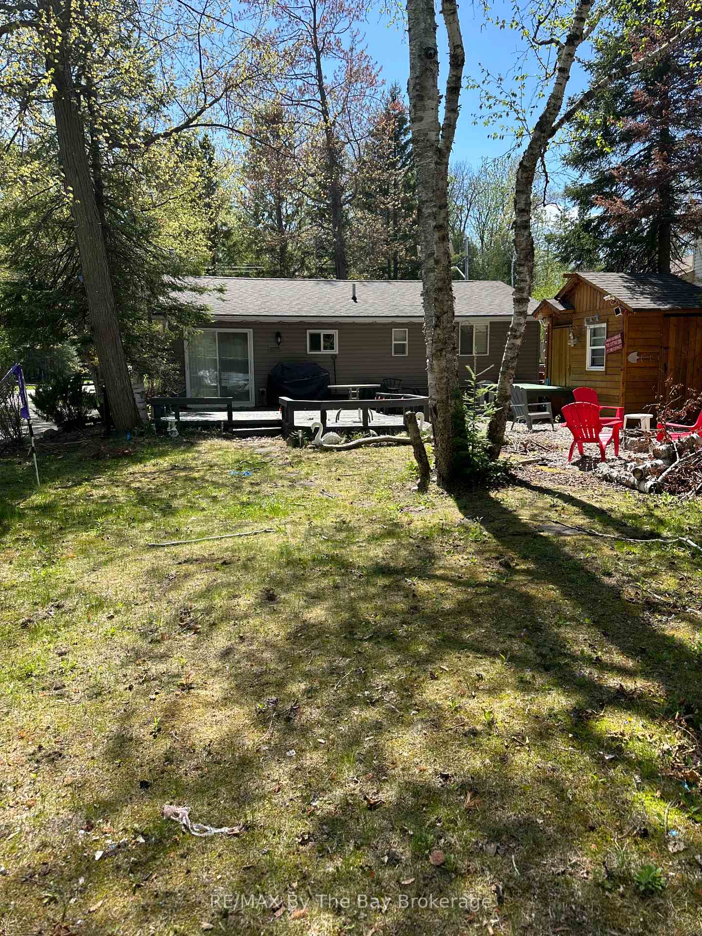 Photo 2 of 37 37th Street N, Wasaga Beach — HOMEH
