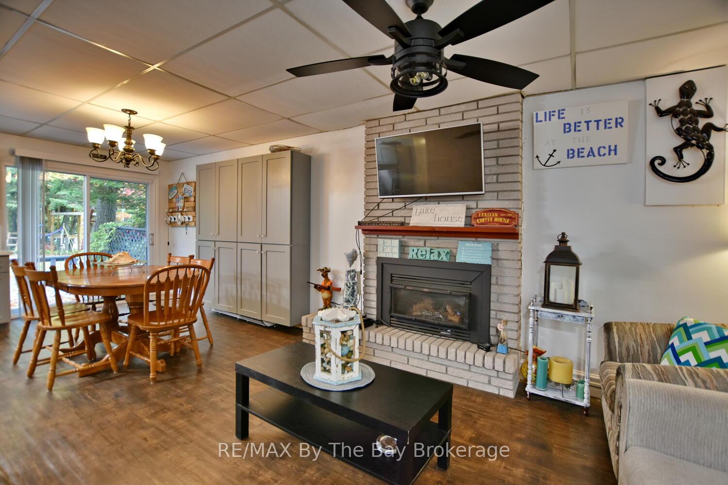 Photo 6 of 37 37th Street N, Wasaga Beach — HOMEH
