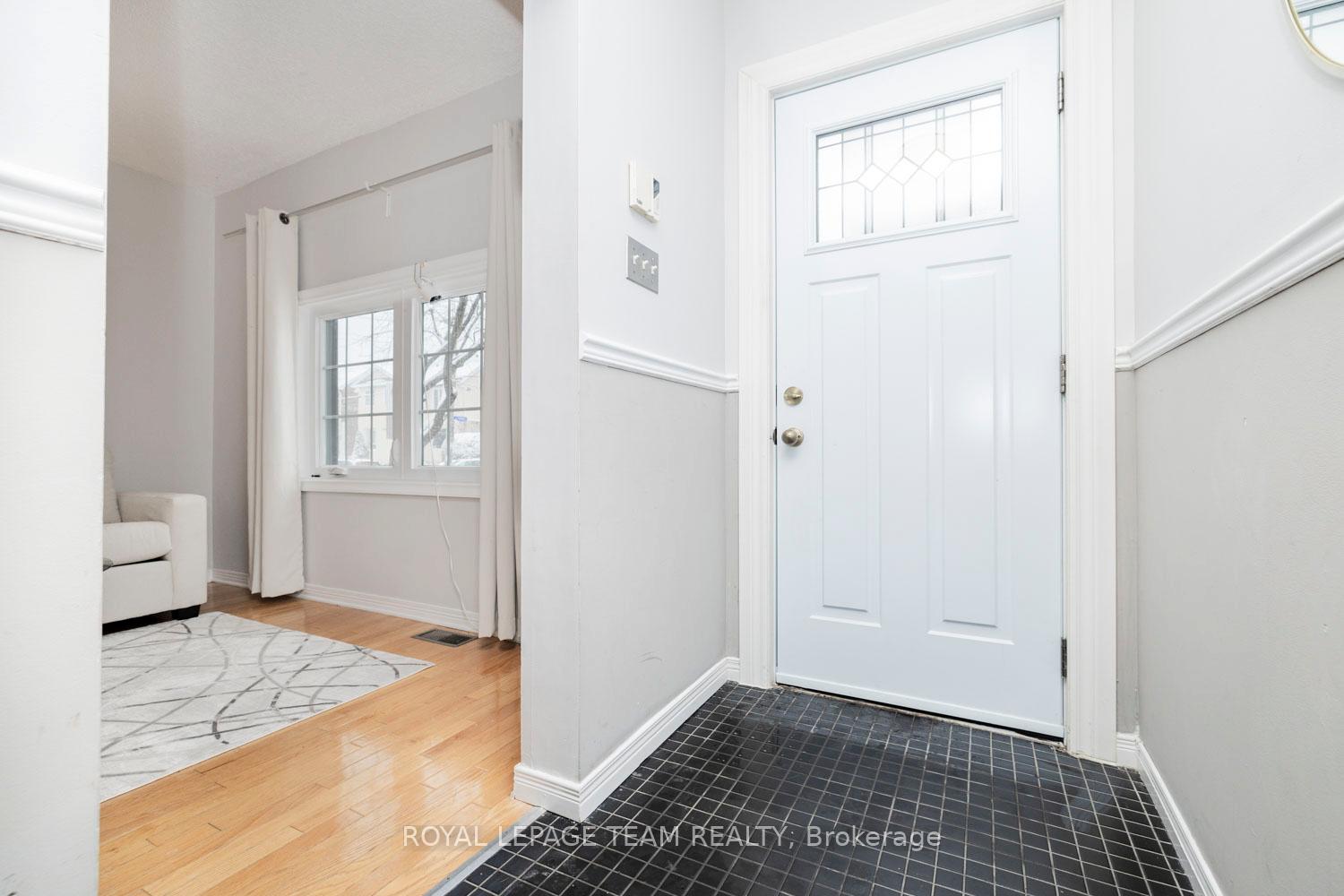 Photo 6 of 471 Parkdale Avenue, Ottawa, Hintonburg — HOMEH