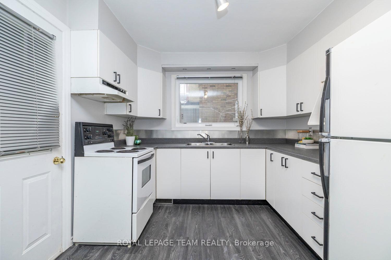 Photo 16 of 471 Parkdale Avenue, Ottawa, Hintonburg — HOMEH