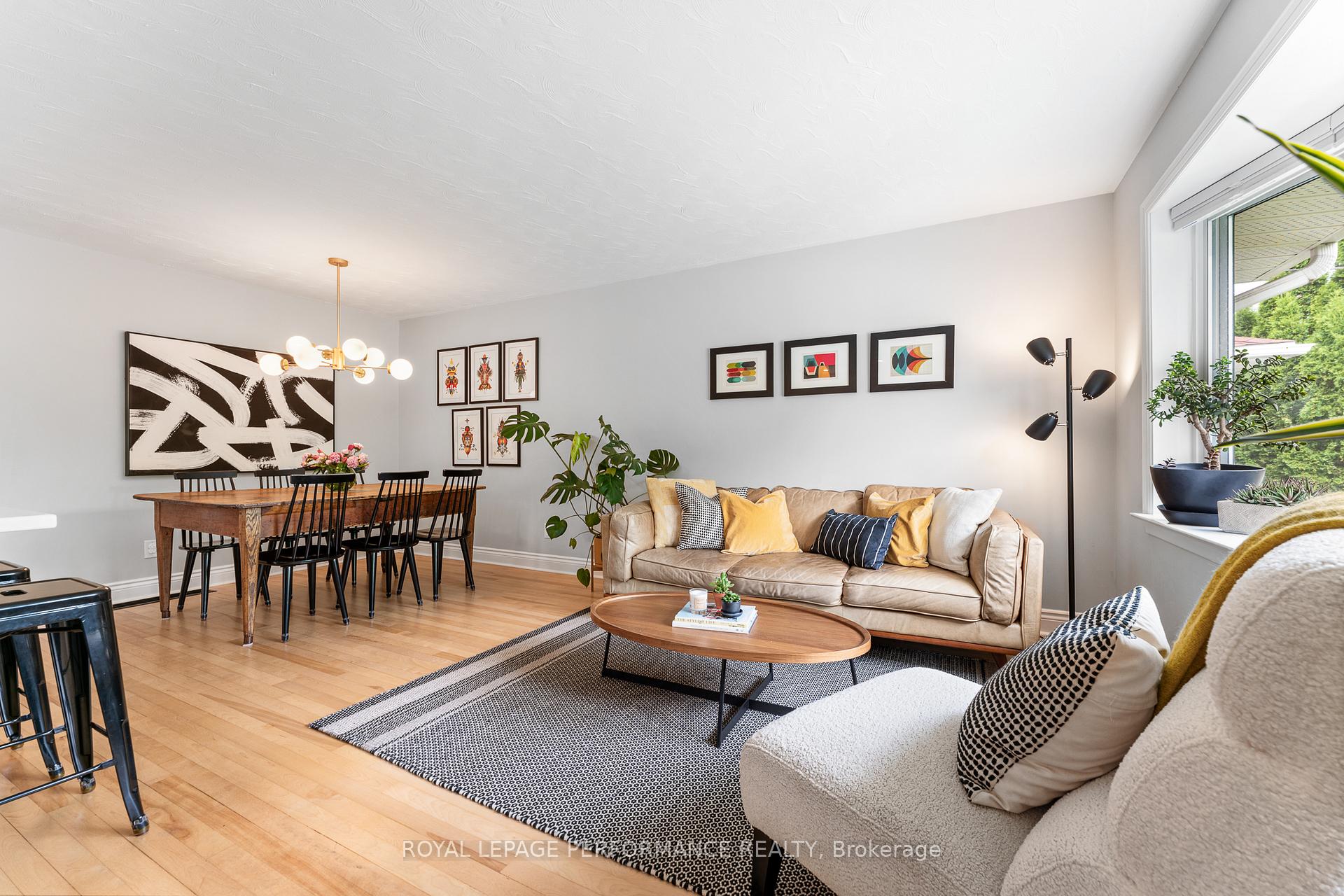 Photo 6 of 2286 Utah Street, Ottawa, Alta Vista — HOMEH