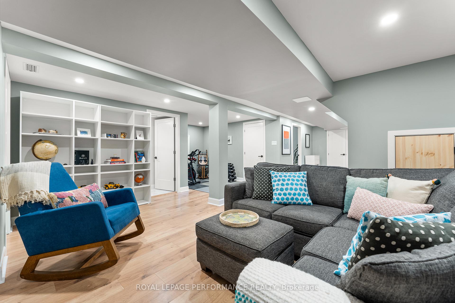 Photo 32 of 2286 Utah Street, Ottawa, Alta Vista — HOMEH