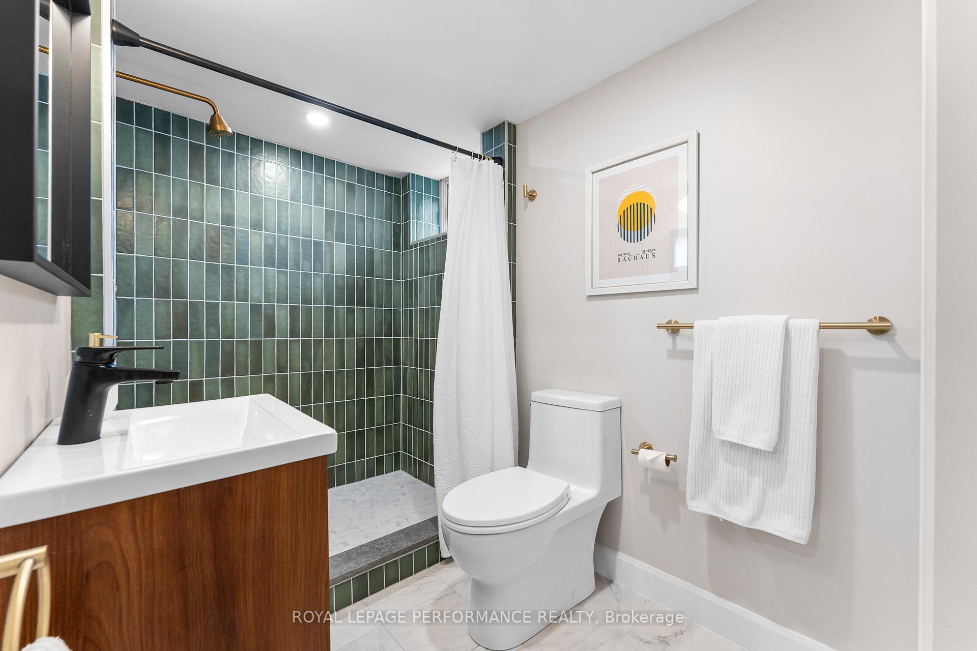 Photo 34 of 2286 Utah Street, Ottawa, Alta Vista — HOMEH